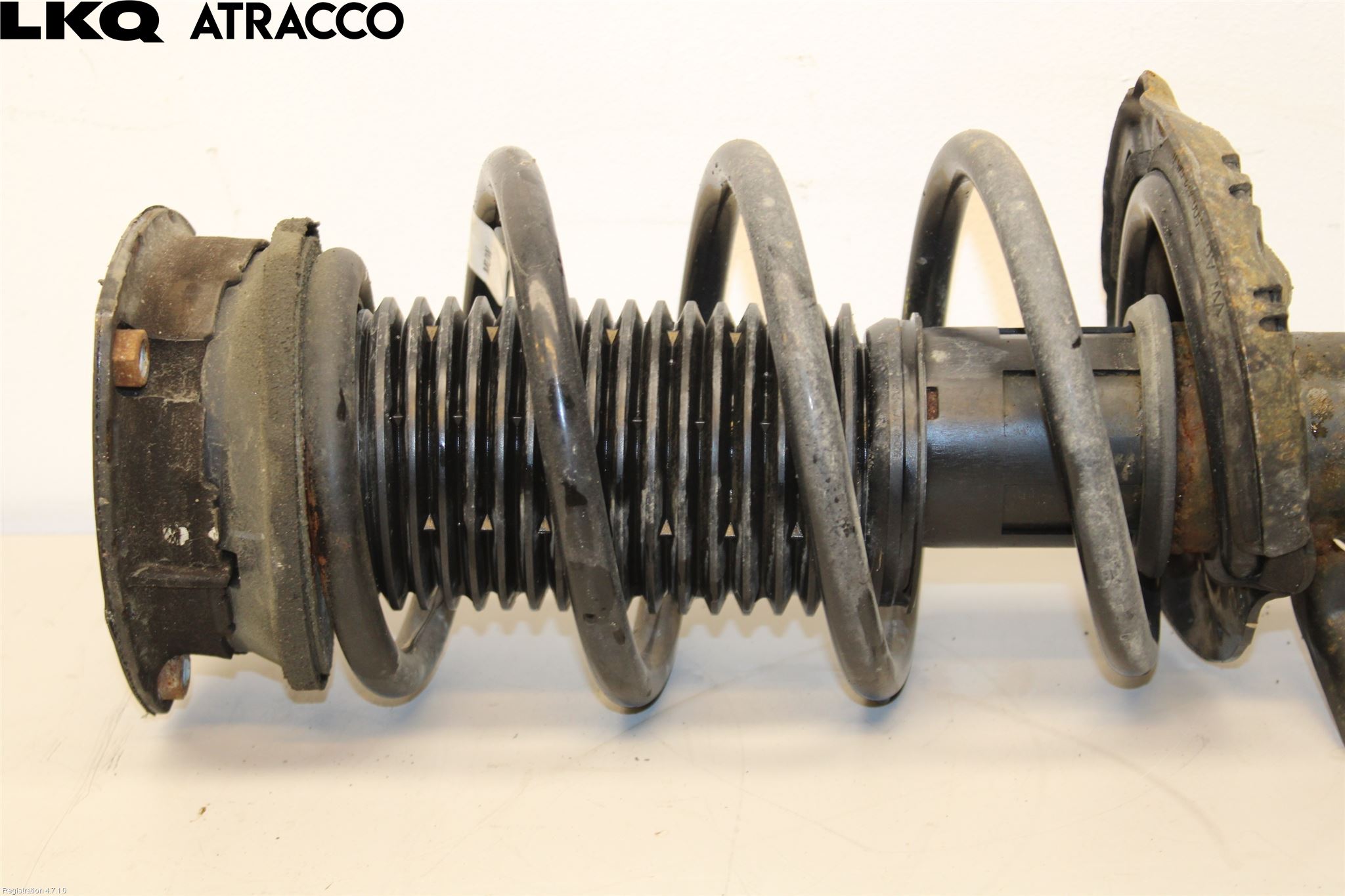 Volkswagen VW TIGUAN 16-24 Fjærbein Foran Høyre