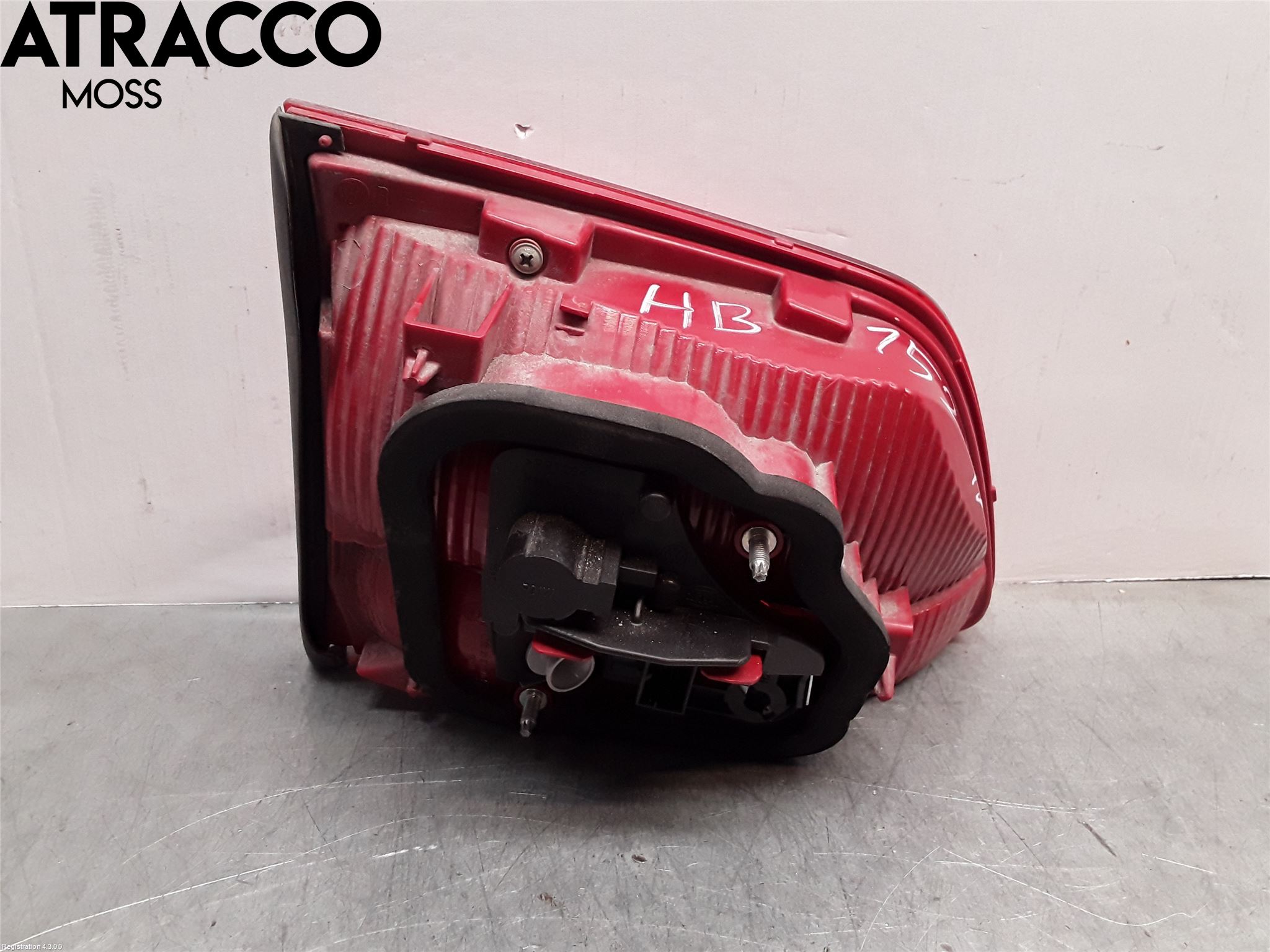 Volkswagen VW TOURAN 10-15 Baklykt Høyre  På Luke(Indre)