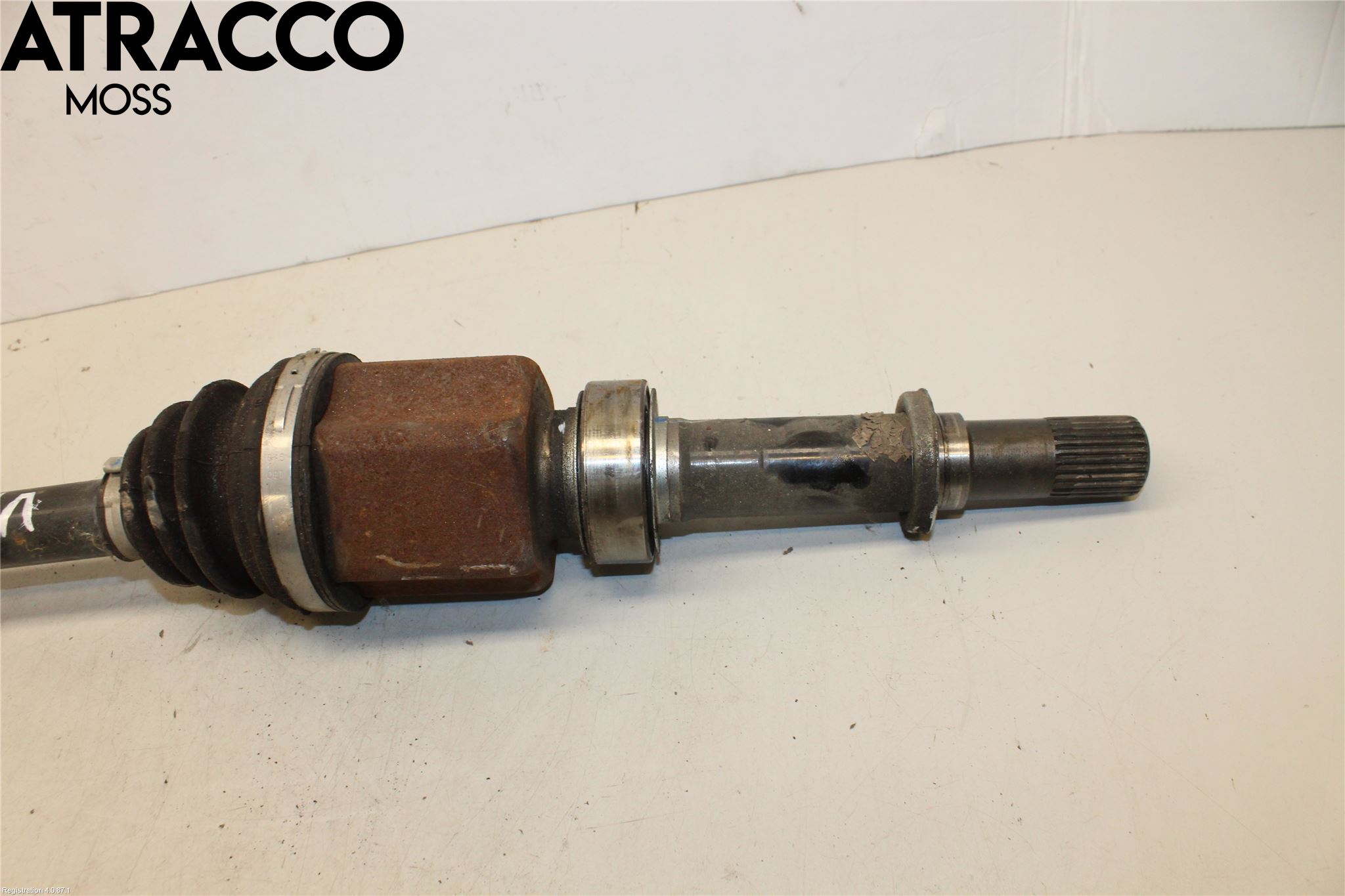 Nissan LEAF 11-17 Drivaksel Foran Kompl Venstre