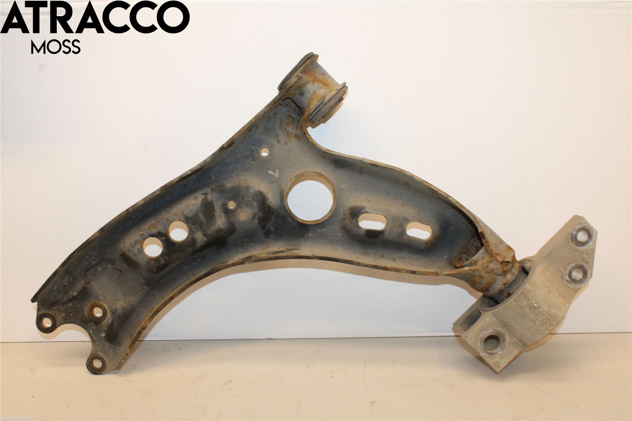 Volkswagen VW GOLF VI 09-13 Bærearm Foran Høyre Nedre