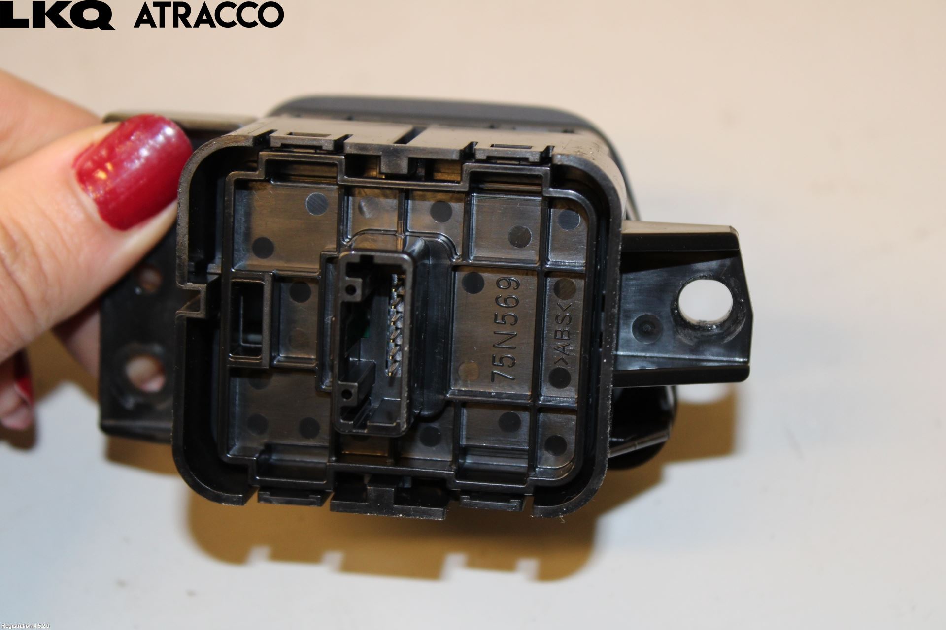 Toyota YARIS CROSS XP21 21- Strömställare Fyrhjulsdrift