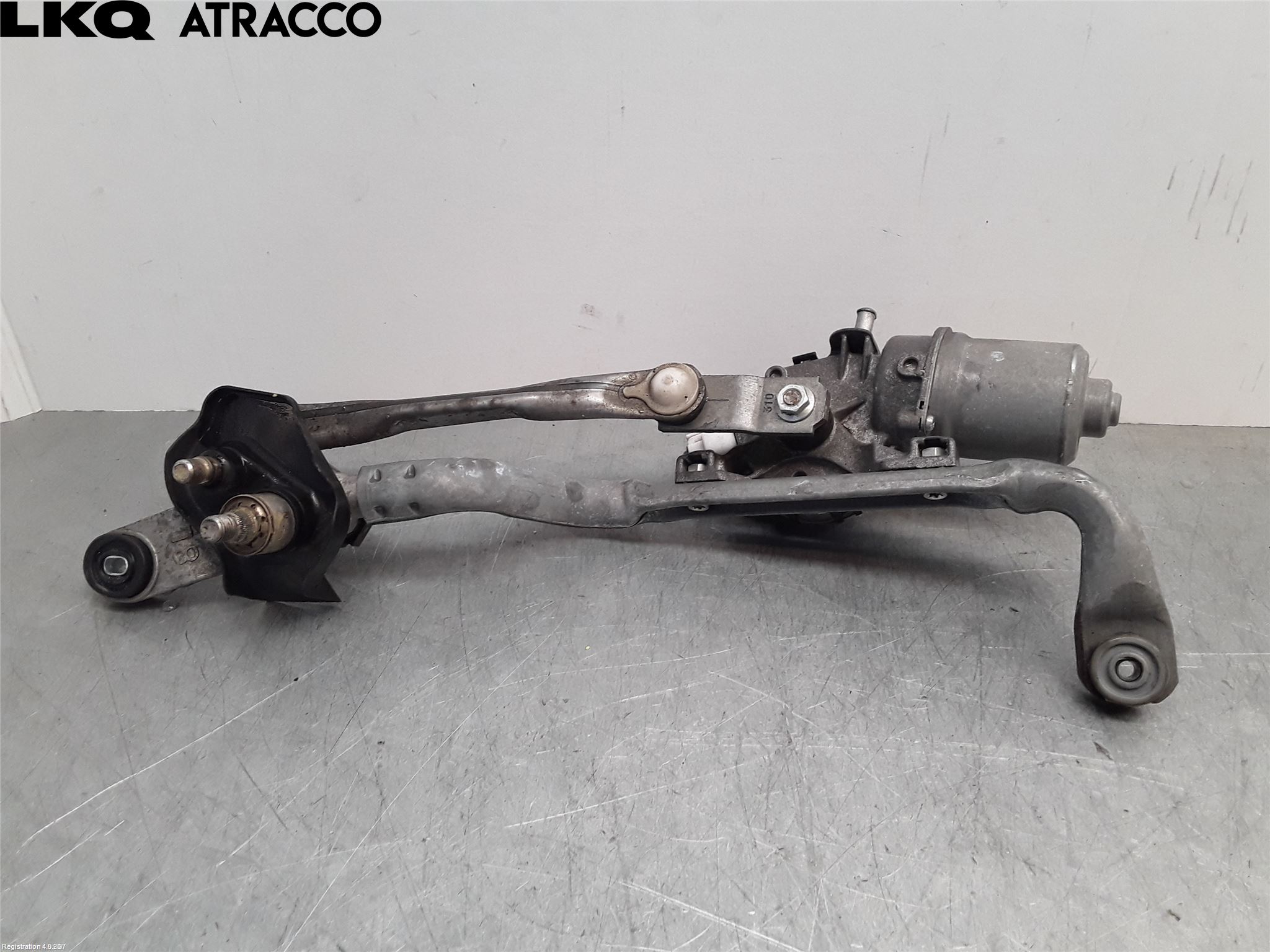 Toyota YARIS XP130 15-20 Viskermotor Frontrute