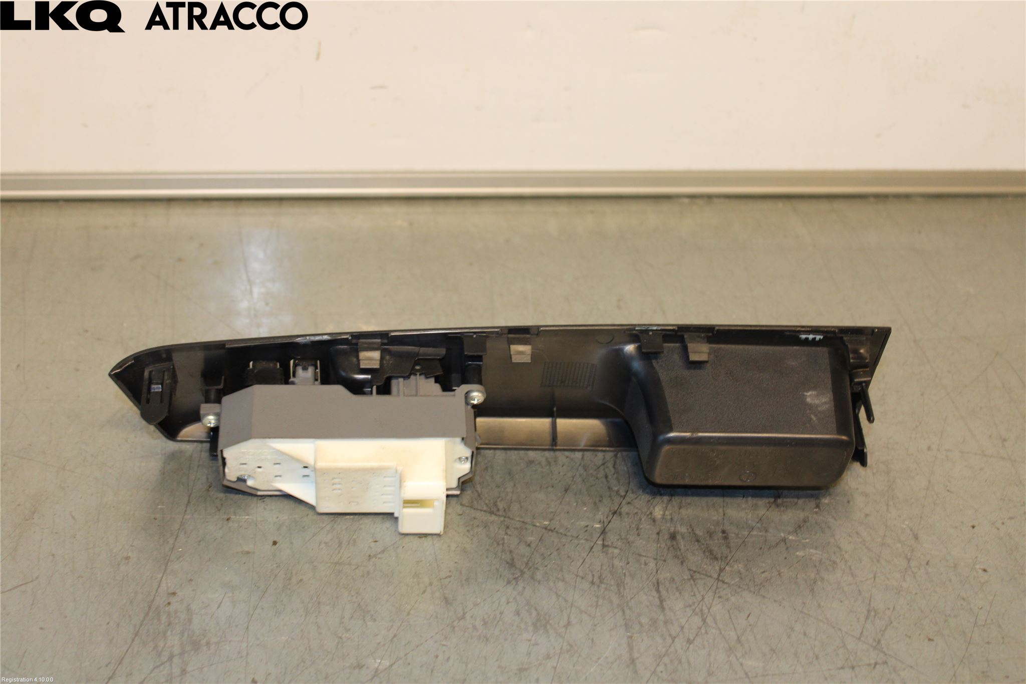 Toyota YARIS XP130 12-14 Bryter Vindusheis