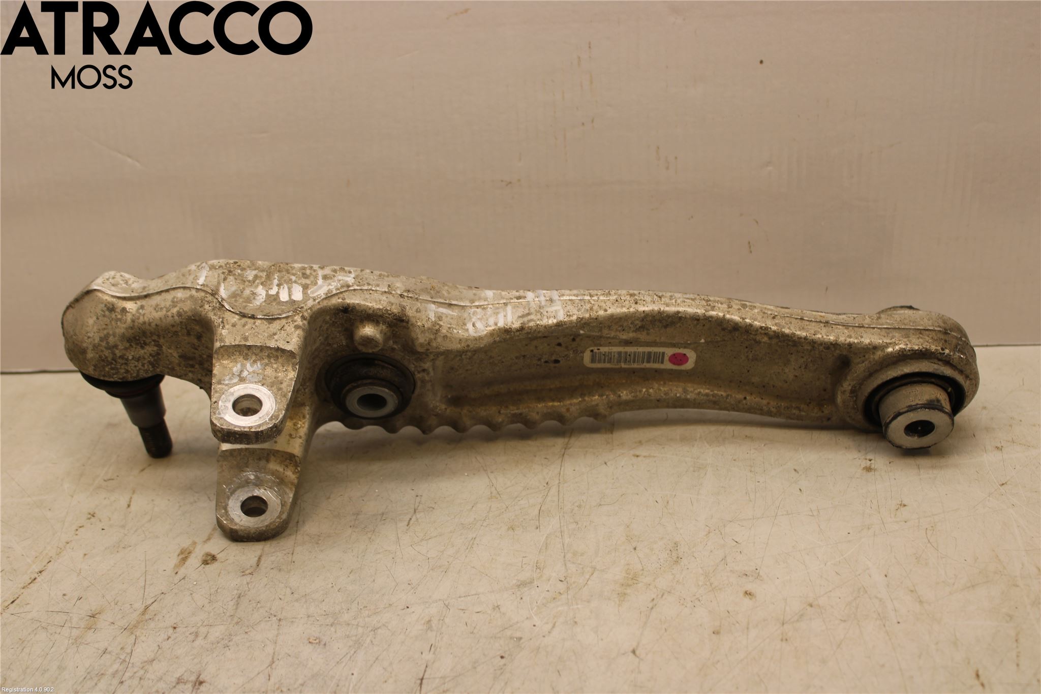 Jaguar F-PACE Bærearm Foran Høyre Nedre