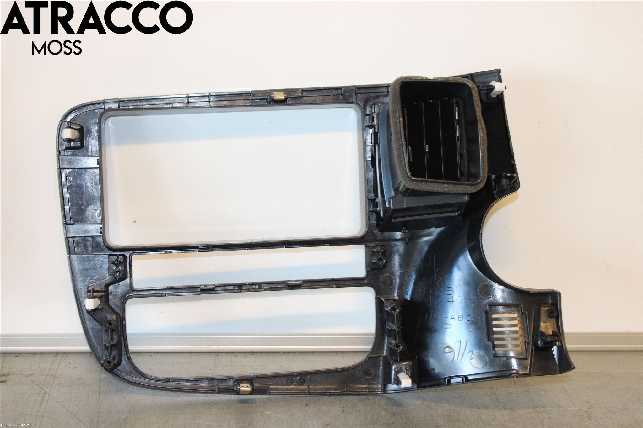 Mitsubishi OUTLANDER 13-21 Innr Radio Ramme