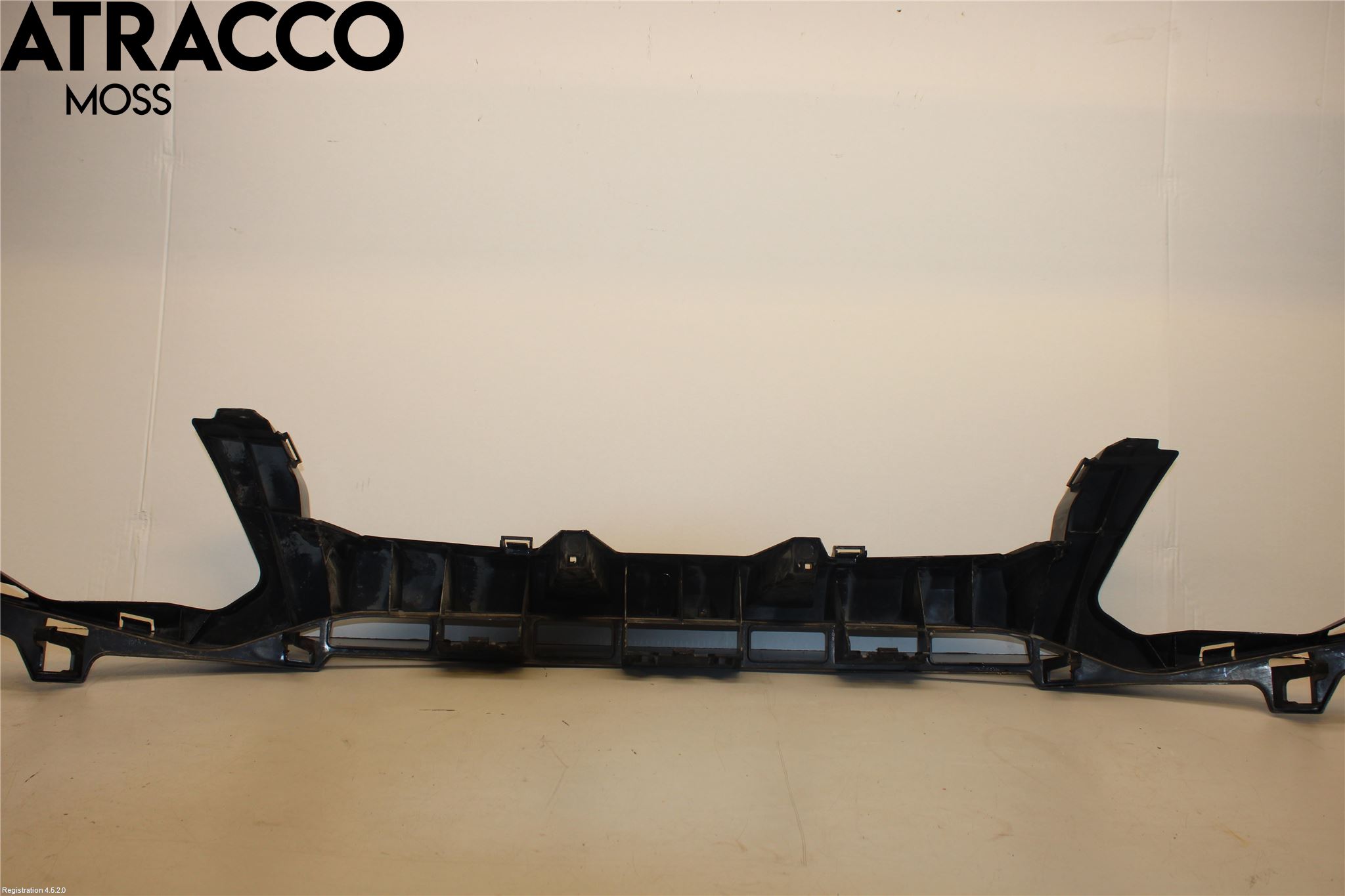 Ford KUGA 08-12 Støtfanger Foran Plastdeksel