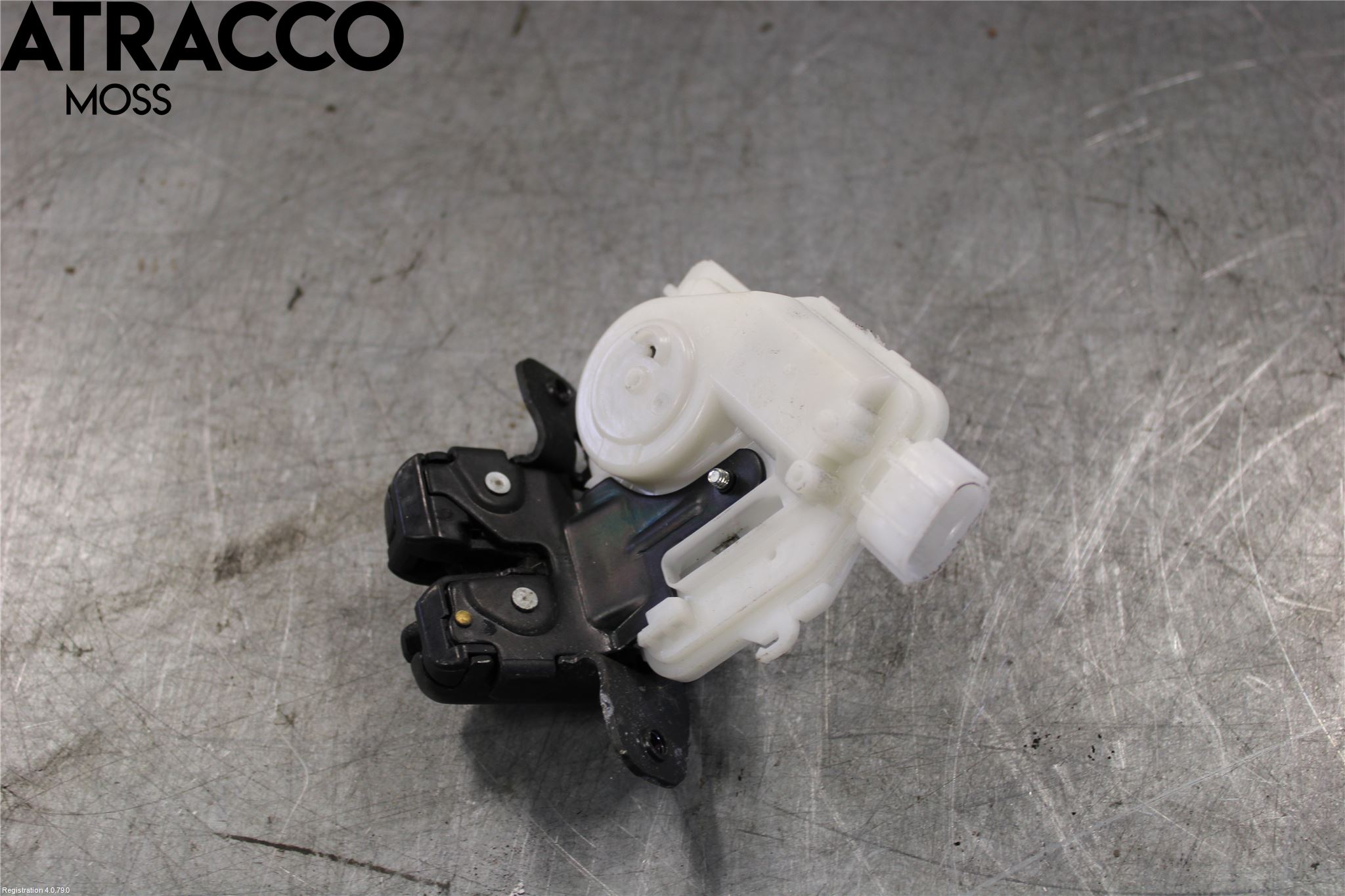 Toyota YARIS XP130 15-20 Bakluke-Lokk Låsekasse