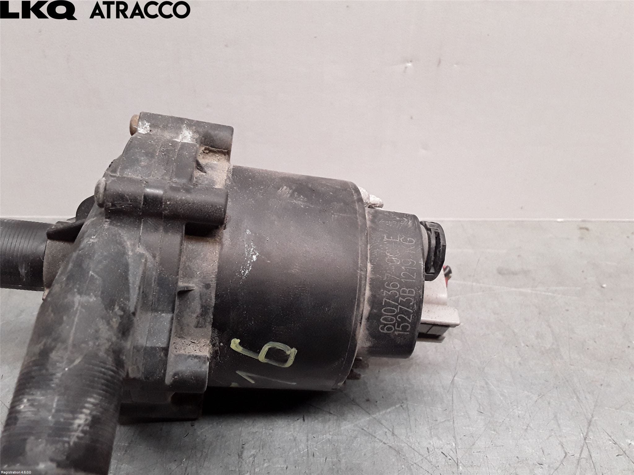 Tesla MODEL S 13- Vannpumpe