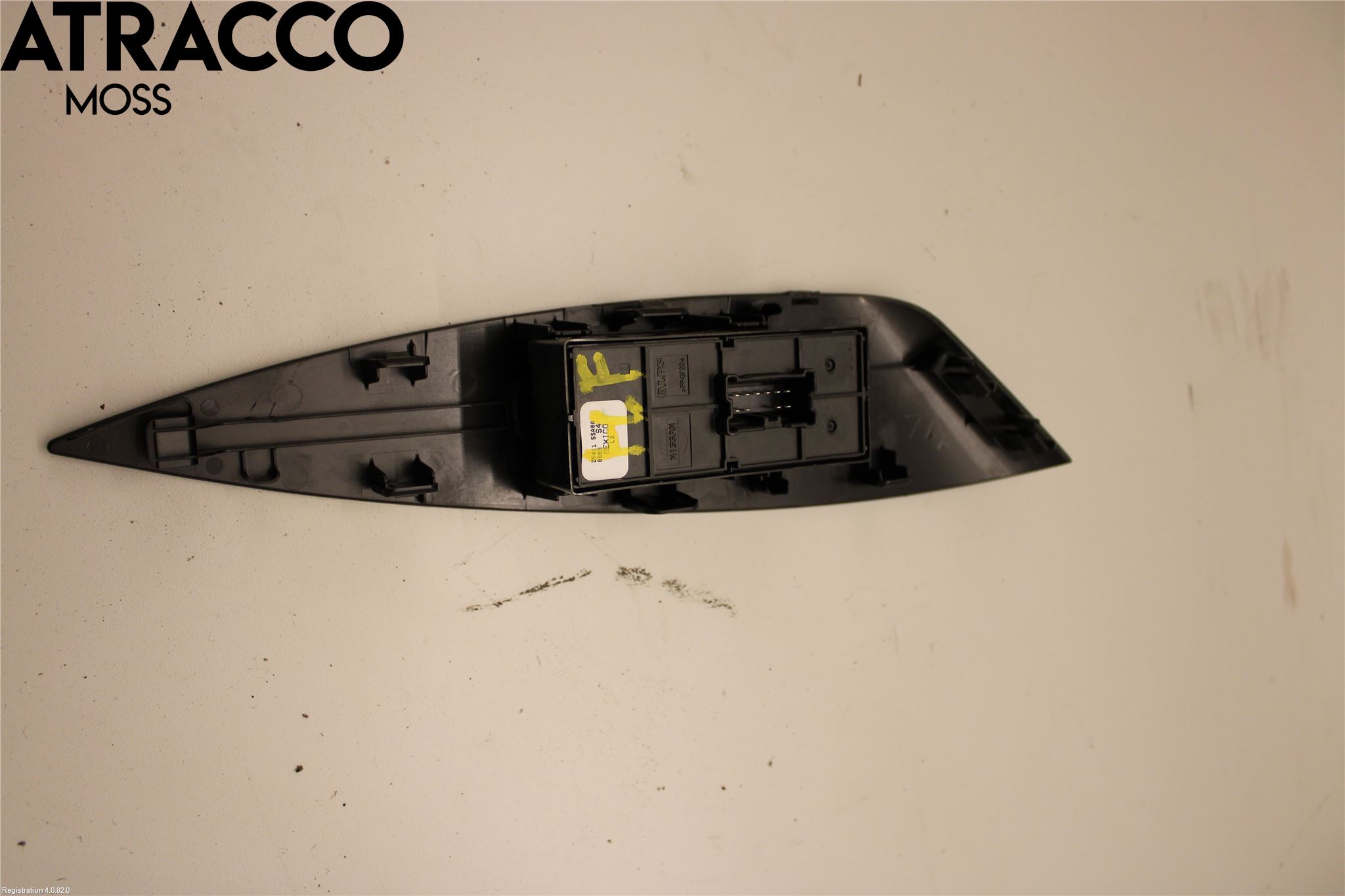 Nissan LEAF 18- Bryter Vindusheis