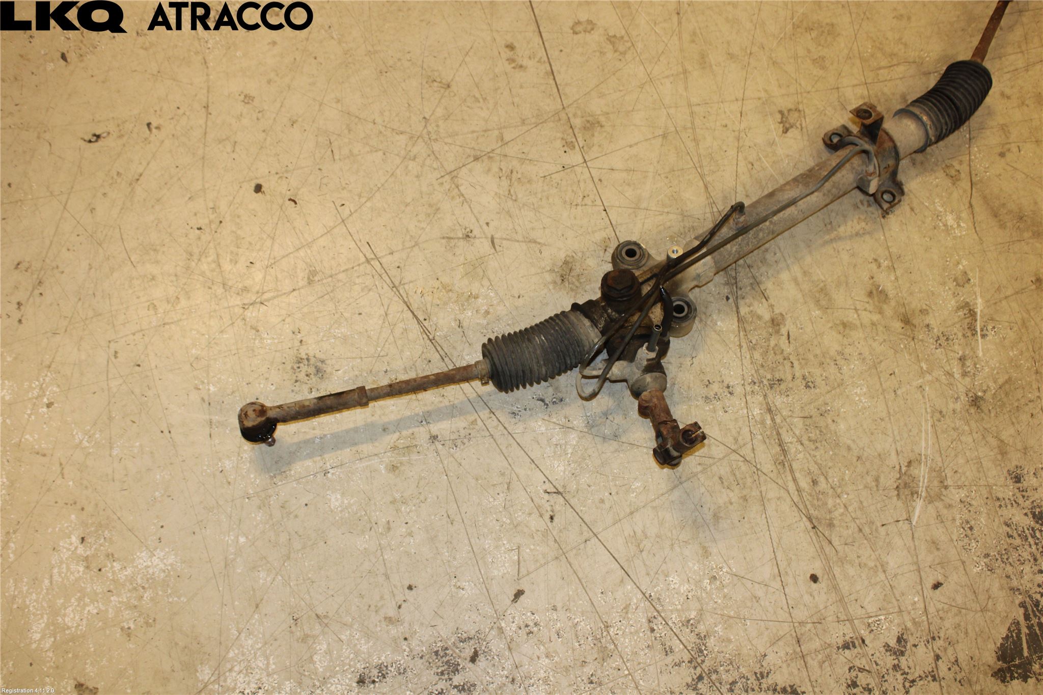 Toyota HI-ACE 06-12 Servo Snekke - Tannstang