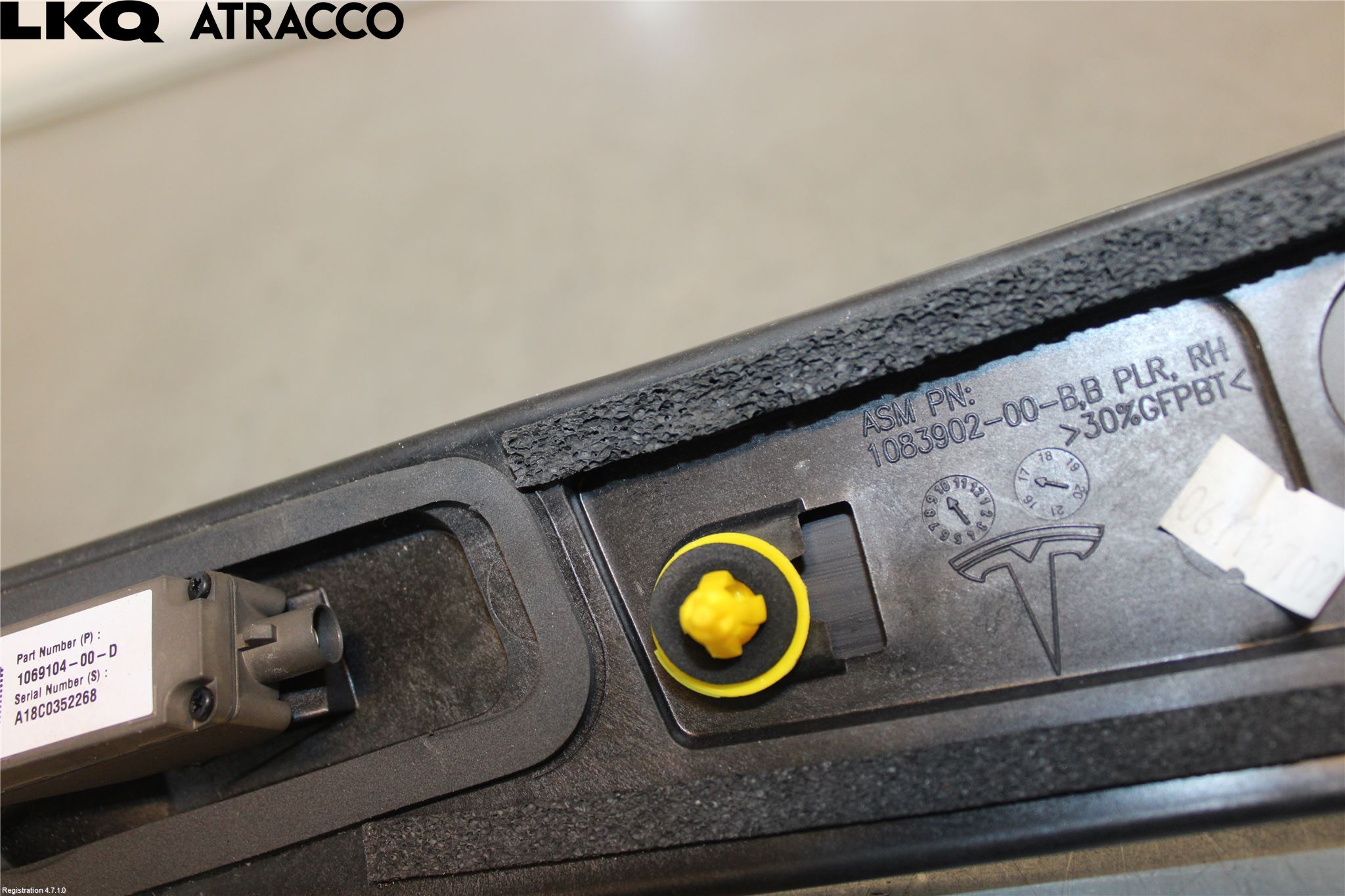 Tesla MODEL X 16- Parkeringshjelp Kamera