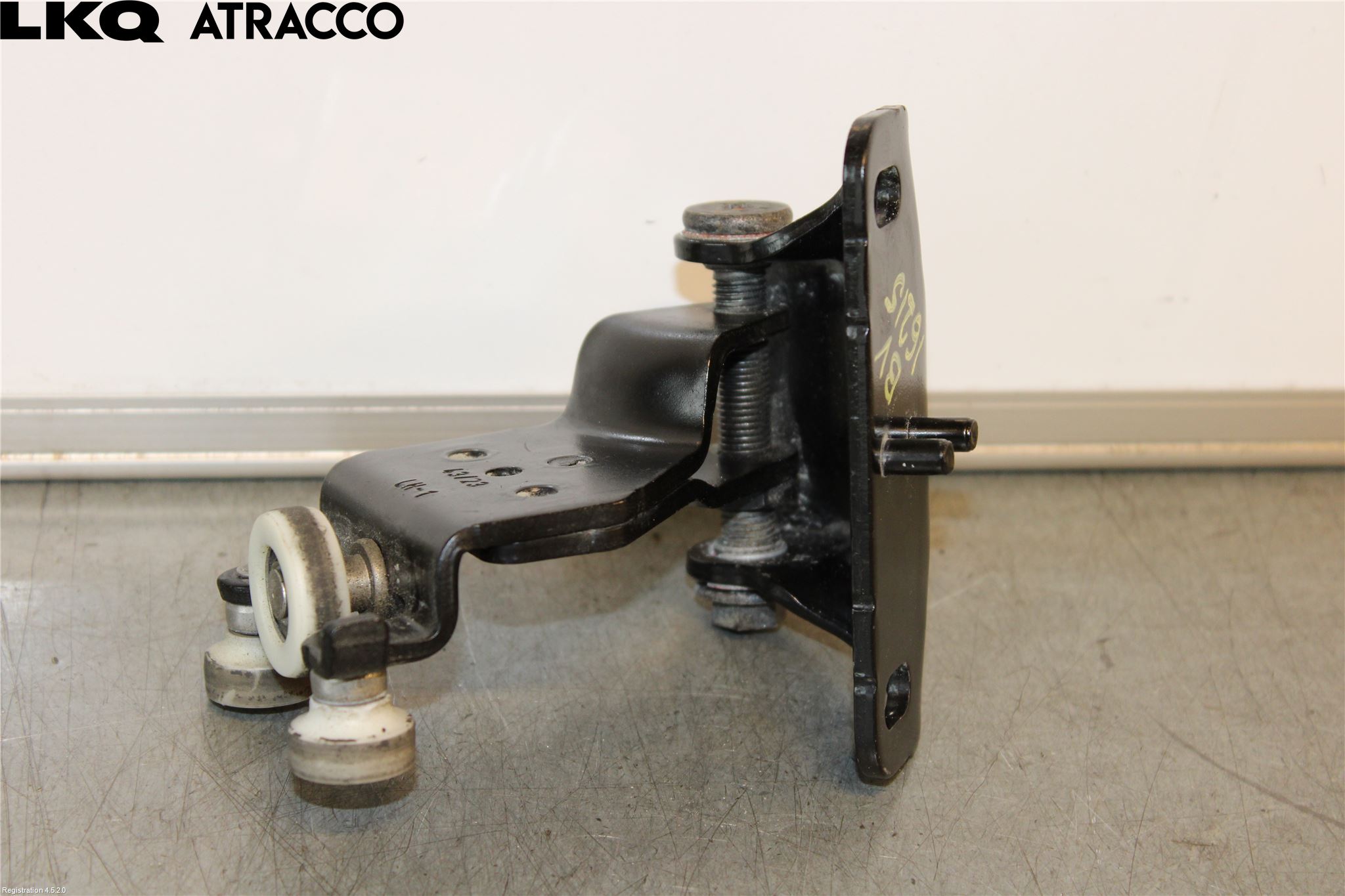 Volkswagen VW CADDY 21- Dørhengsel