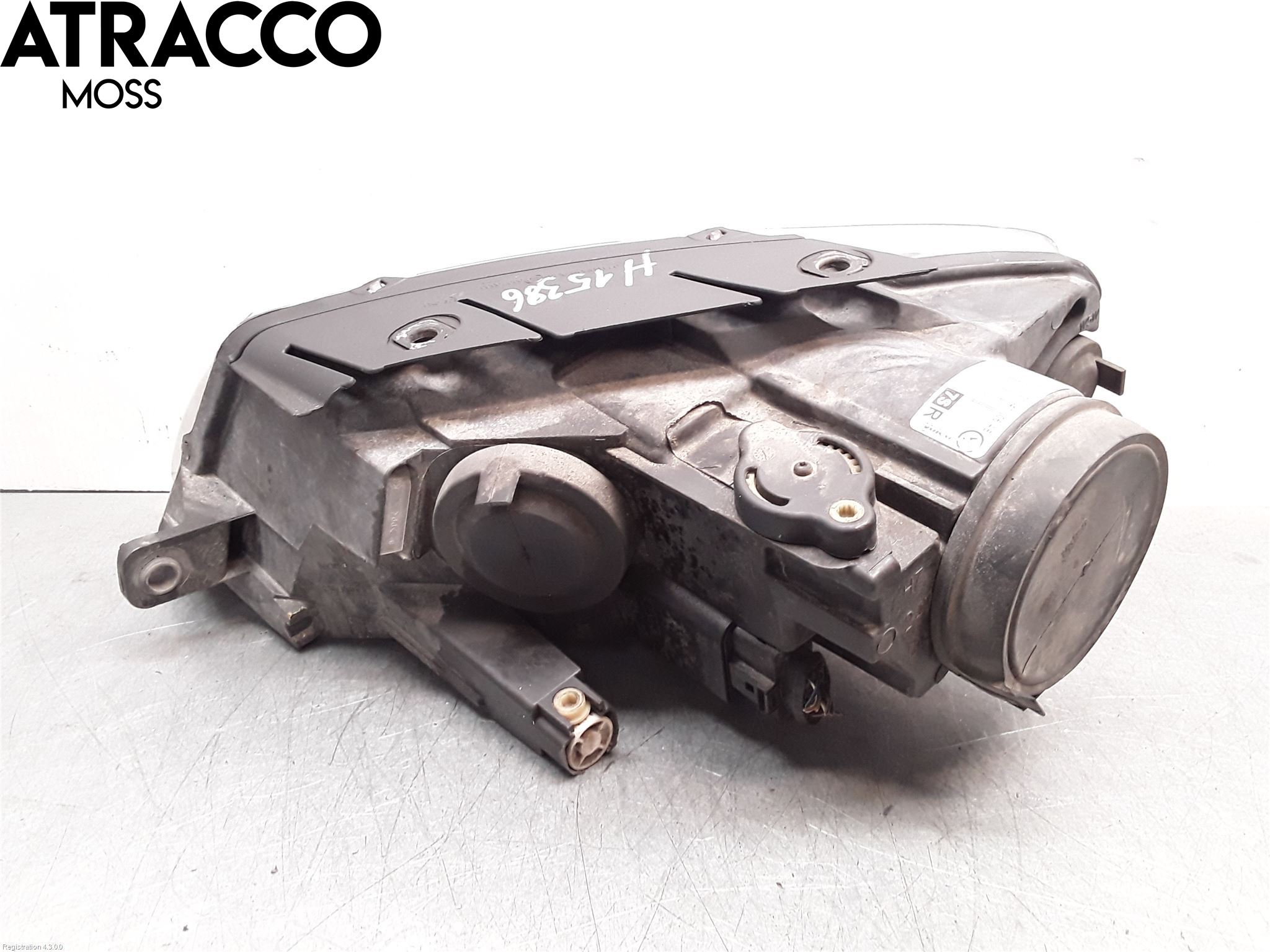 Volkswagen VW PASSAT 05-11 Frontlykt Høyre