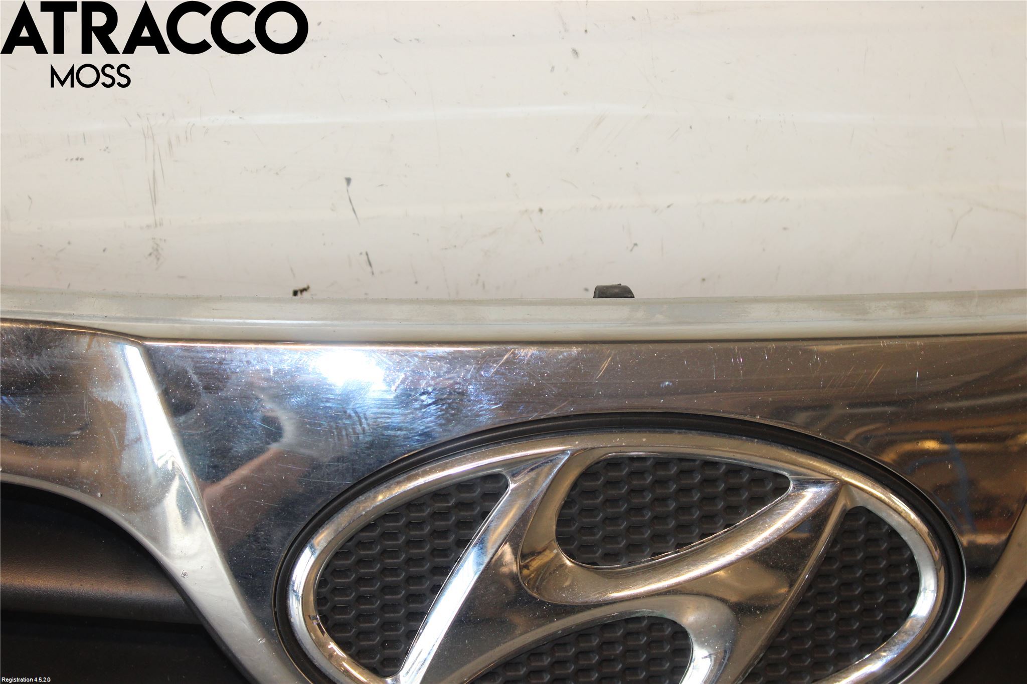 Hyundai i20 PB 09-14 Grill Komplett