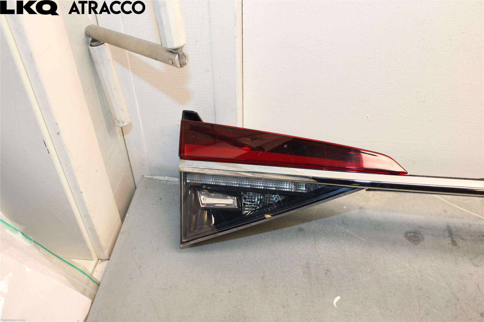 Skoda SUPERB 16-24 Baklykt Feste På Luke