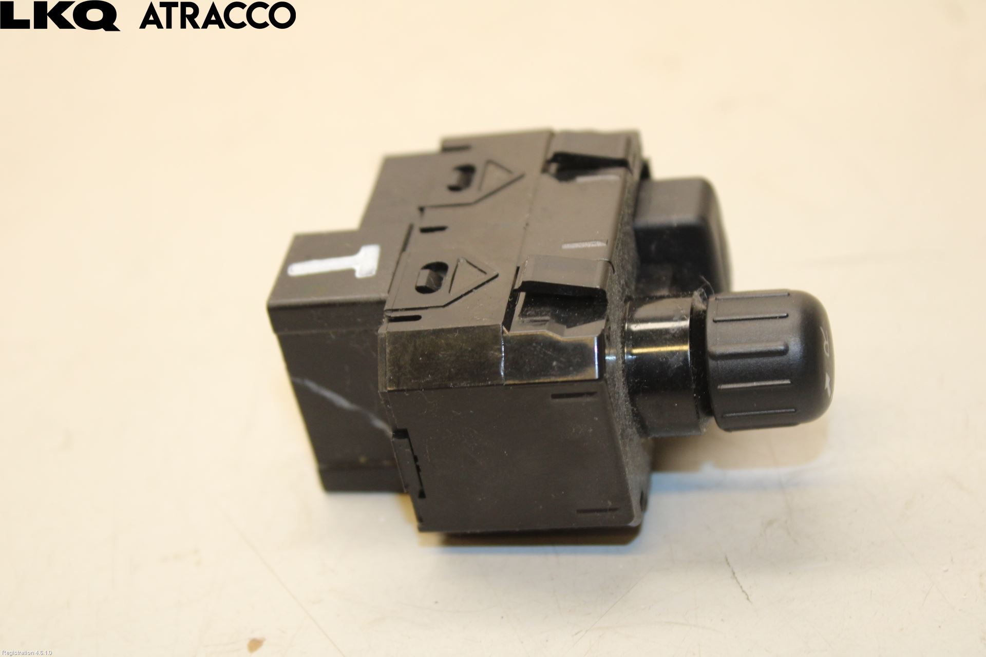 Nissan LEAF 18- Bryter Speil