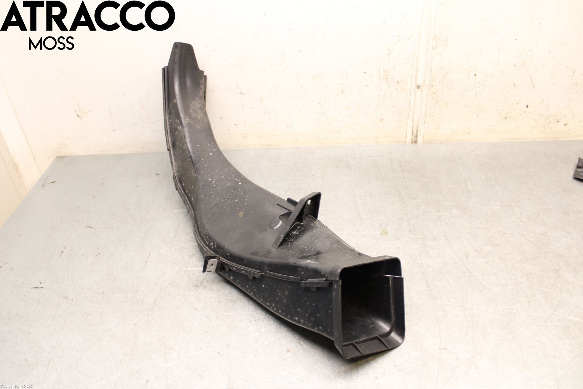 Porsche TAYCAN 20- Luftstyring Front