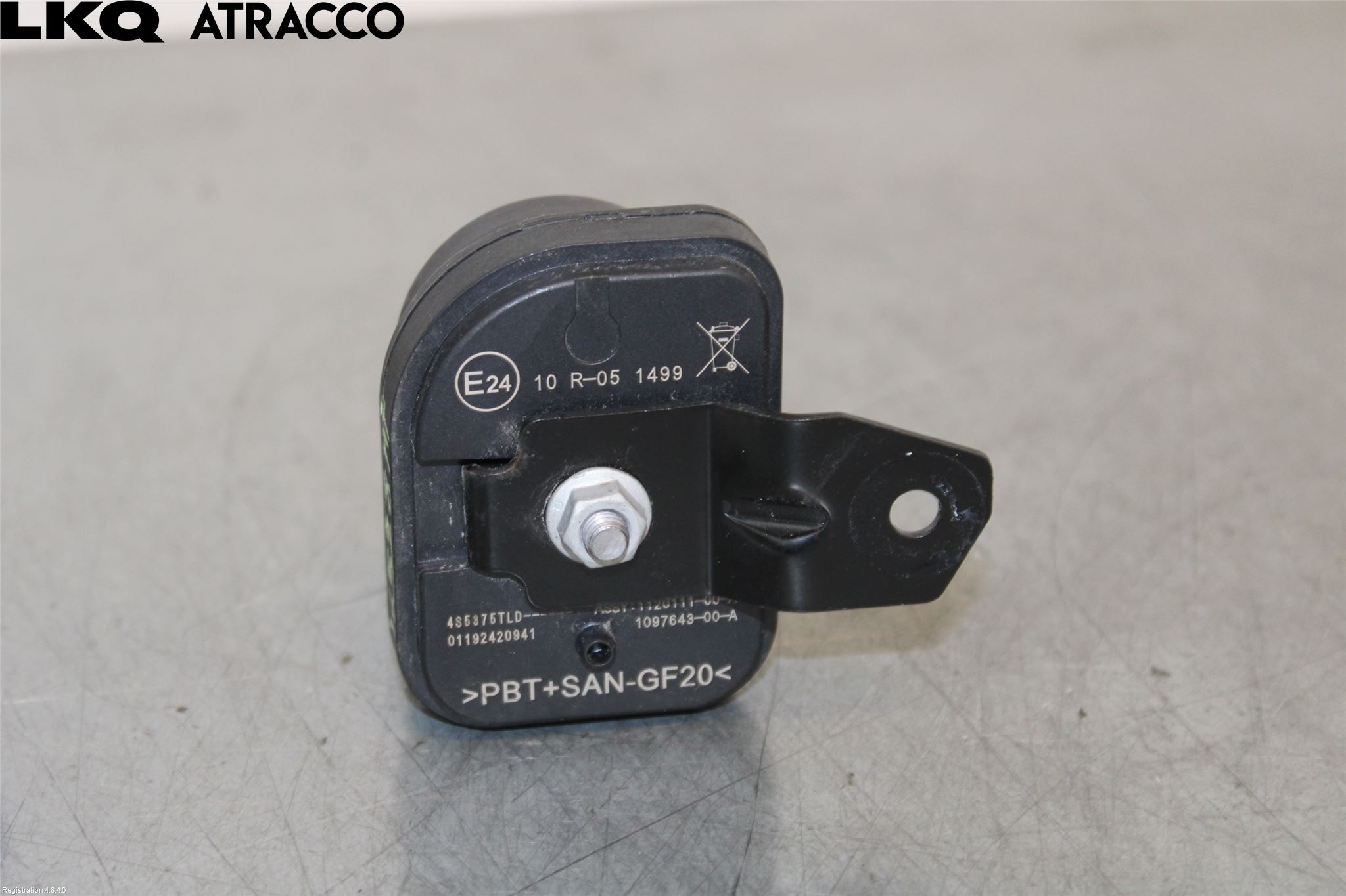 Tesla MODEL 3 17- Signalhorn