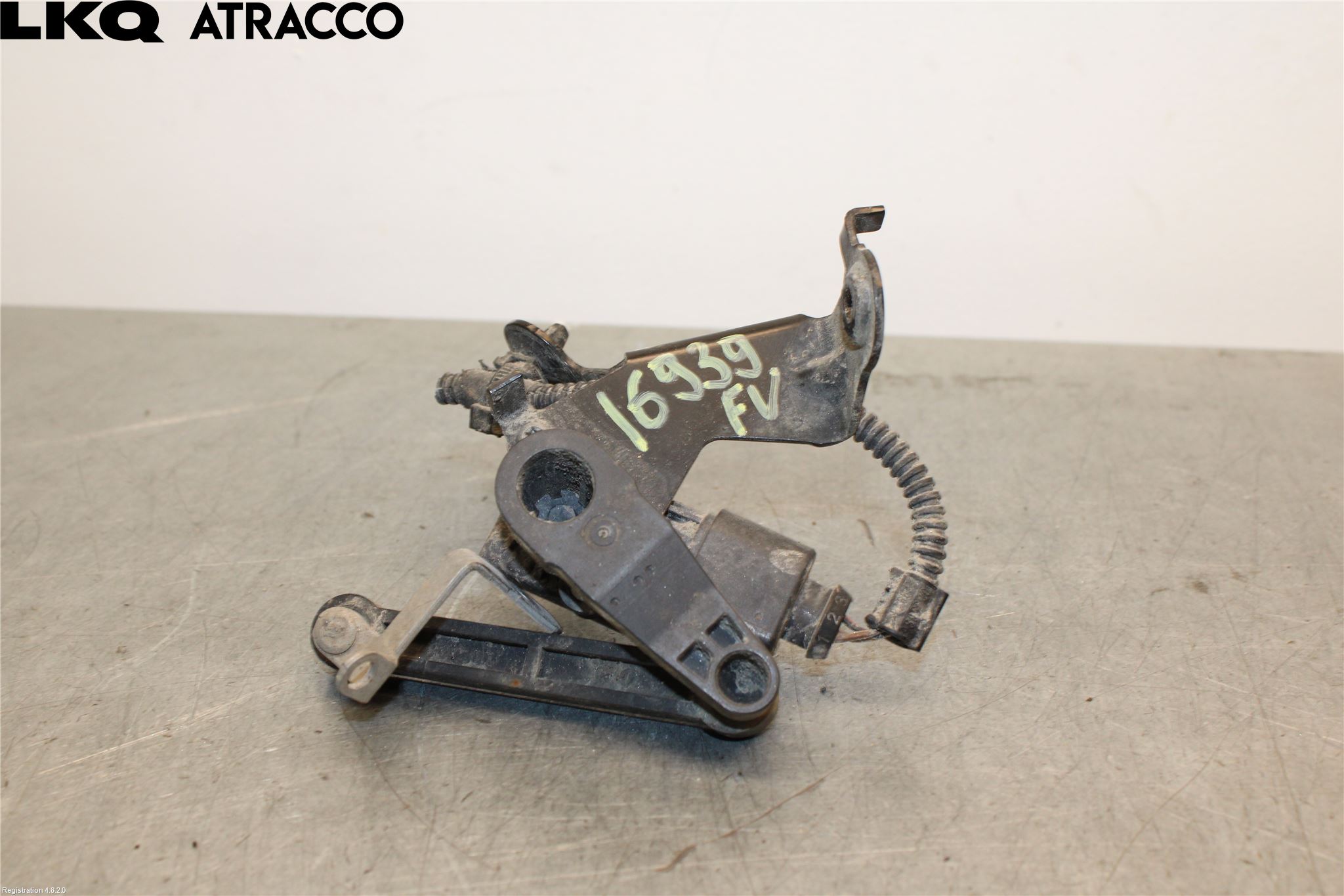 Porsche TAYCAN 20- Nivåreg Sensor