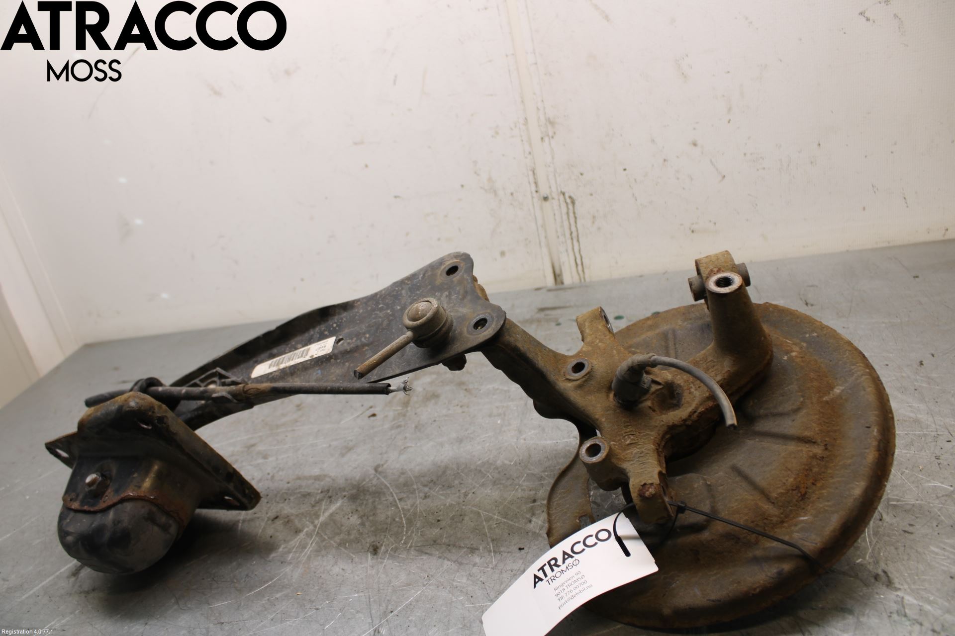 Volkswagen VW GOLF VI 09-13 Spindel Vb