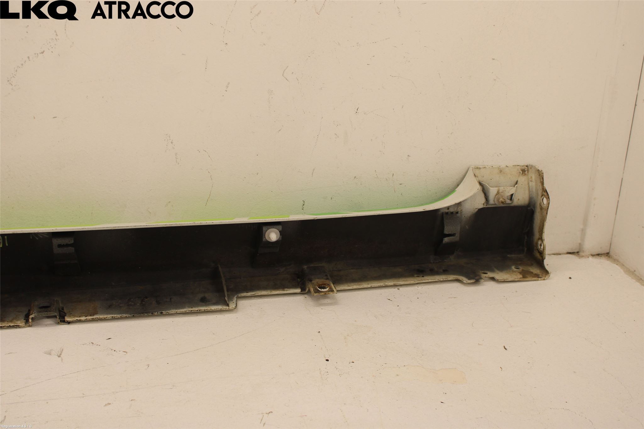 Nissan LEAF 18- Kanalskjørt Venstre