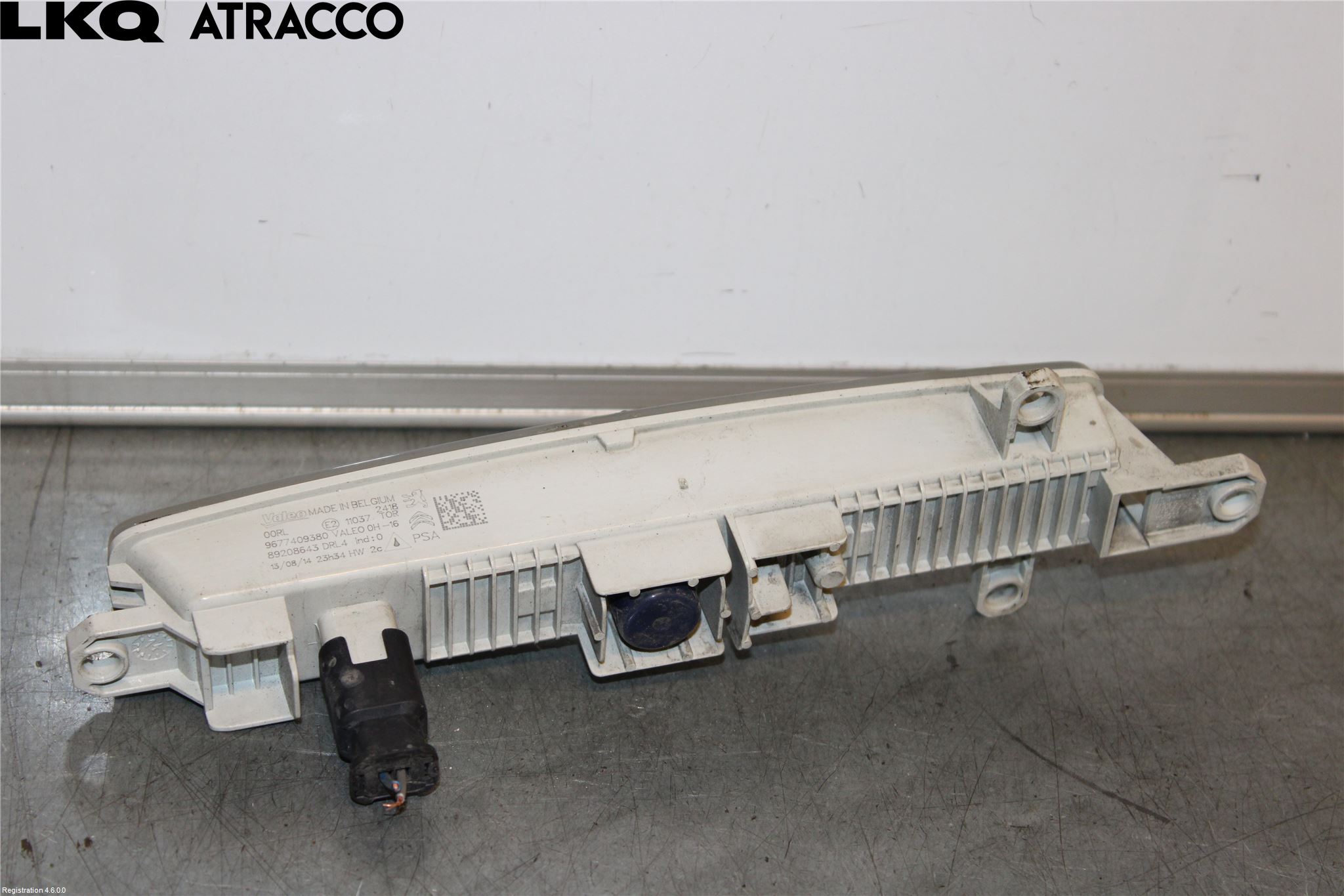 Peugeot PARTNER 08-15 Parklykt Foran Venstre