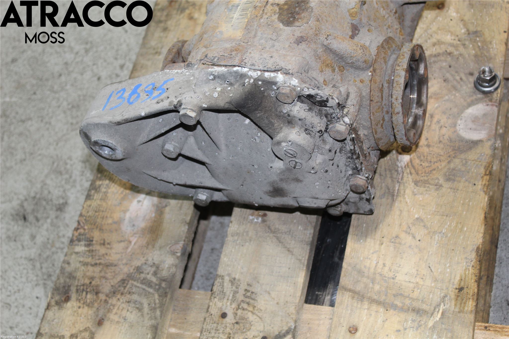 BMW 3 E90/91 SED/TOU 05-12 Bakaksel Kardang Bak -Diff