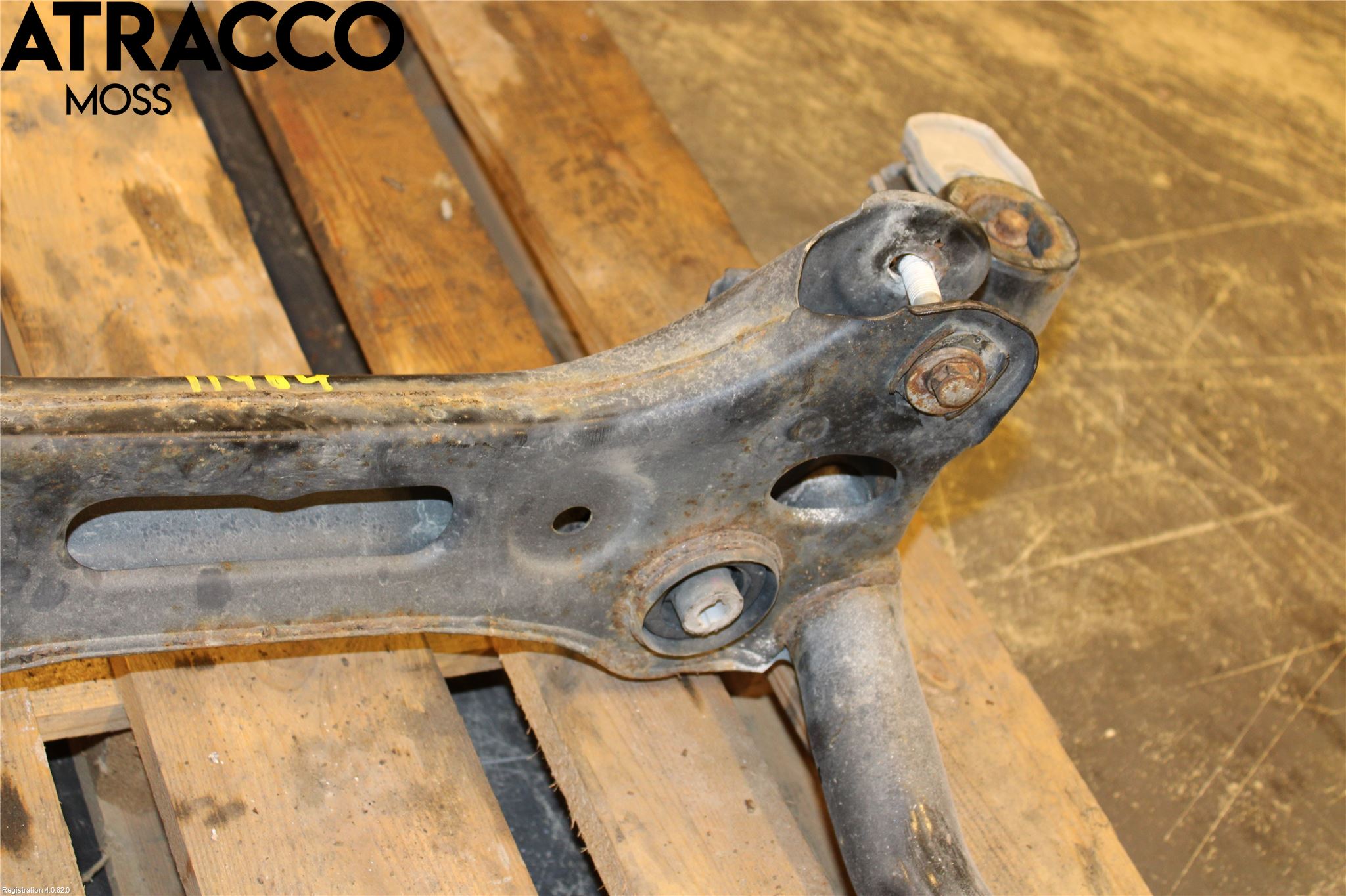 Audi A4/S4 B9 16-19 Bakaksel Feste Travers-Ramme