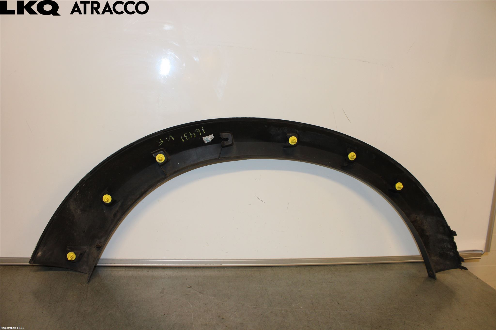 Volvo XC70 08-13 Hjulbuelist