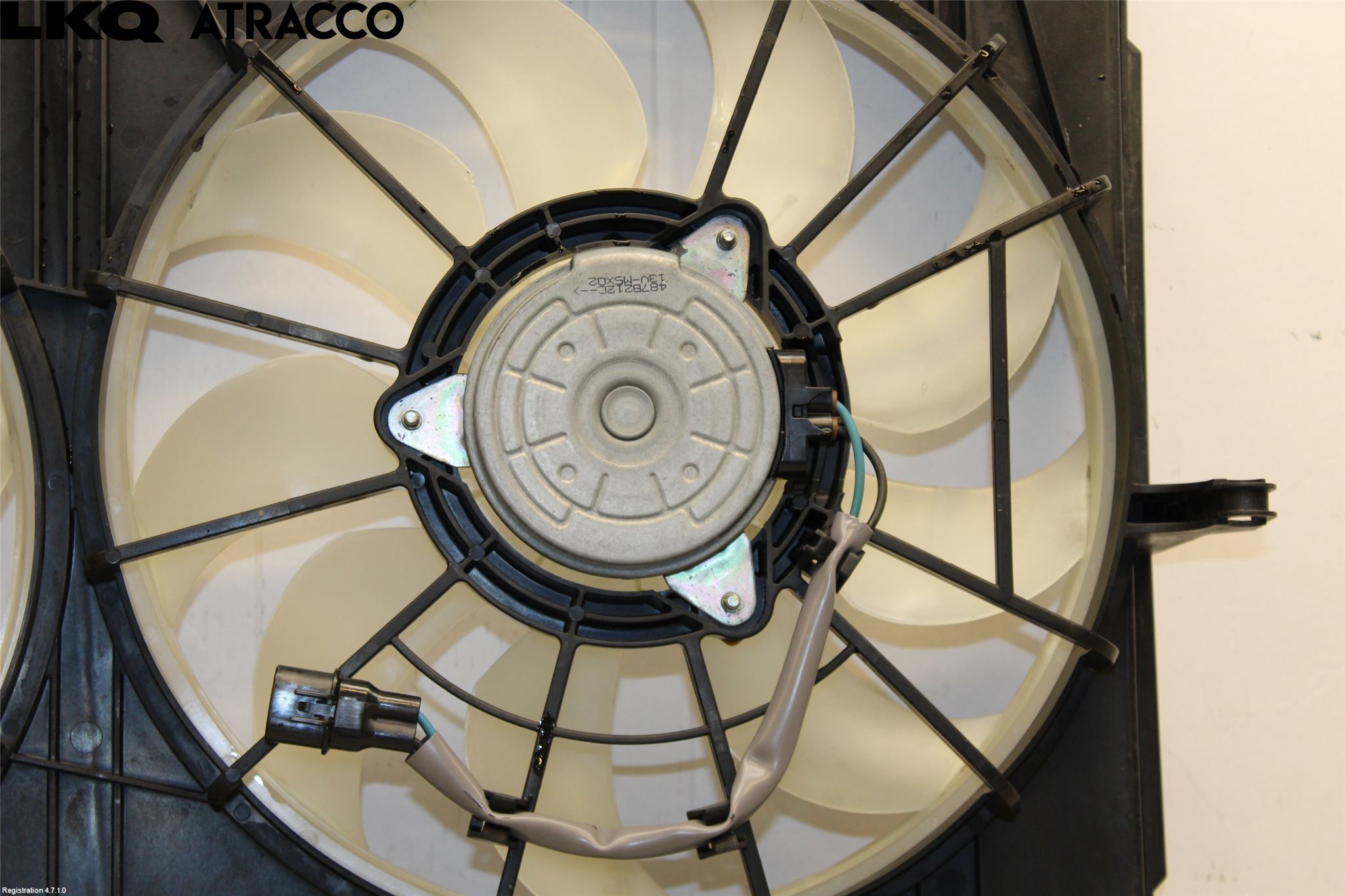 Mitsubishi OUTLANDER 13-21 Kjølevifte Elektrisk