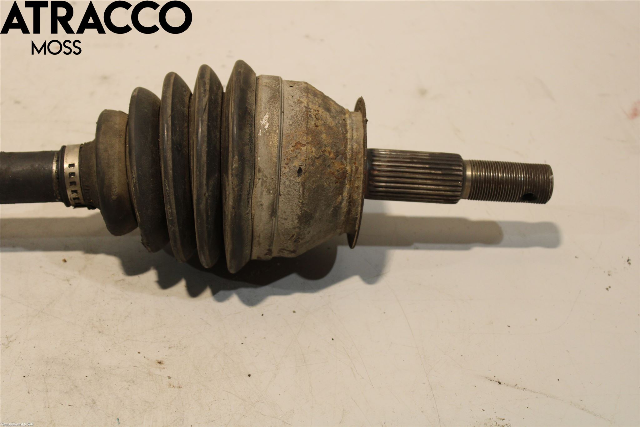 Nissan NAVARA 05-16 Drivaksel Foran Kompl Venstre