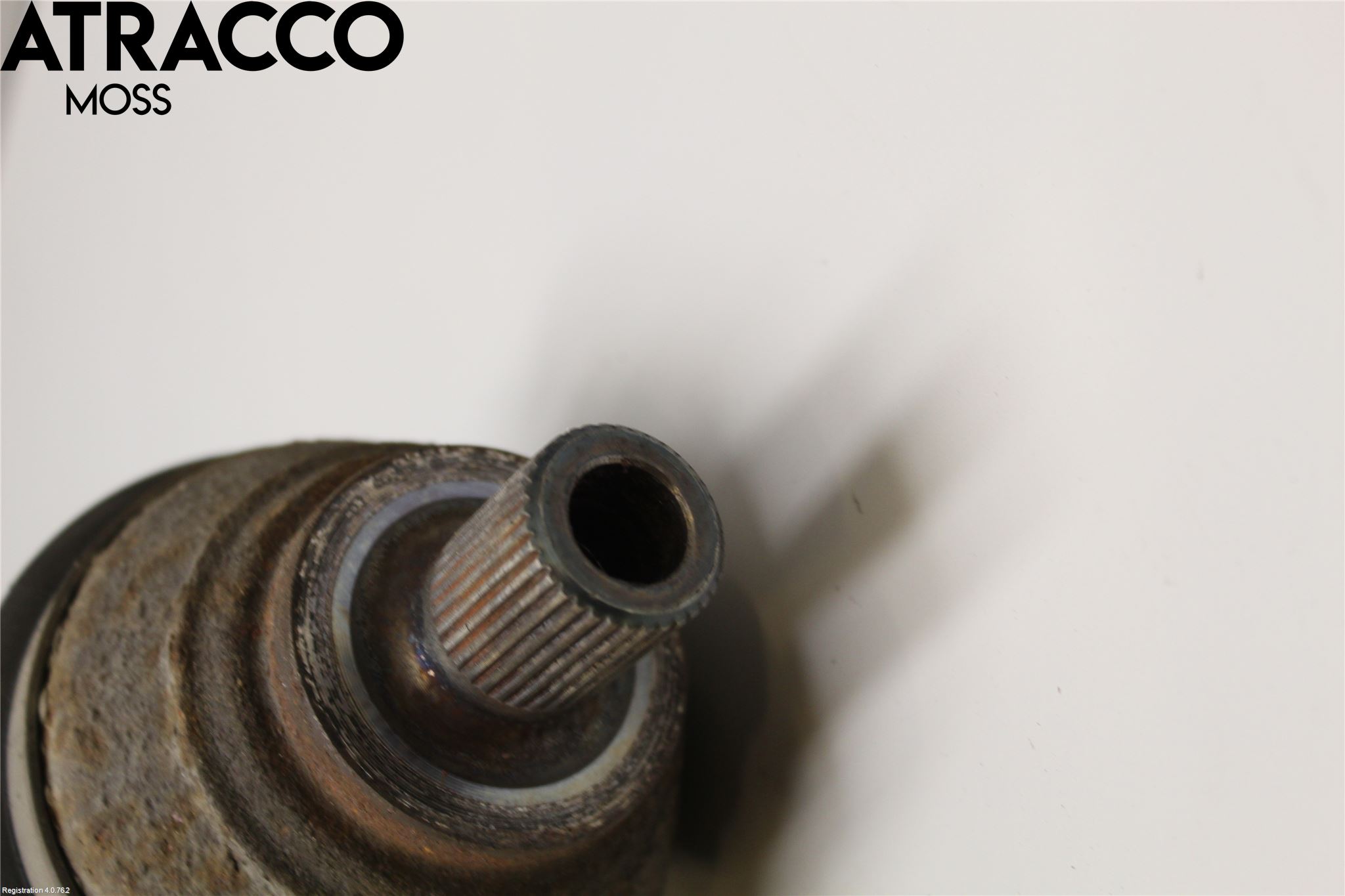 Volkswagen VW PASSAT 11-14 Drivaksel Foran Kompl Venstre