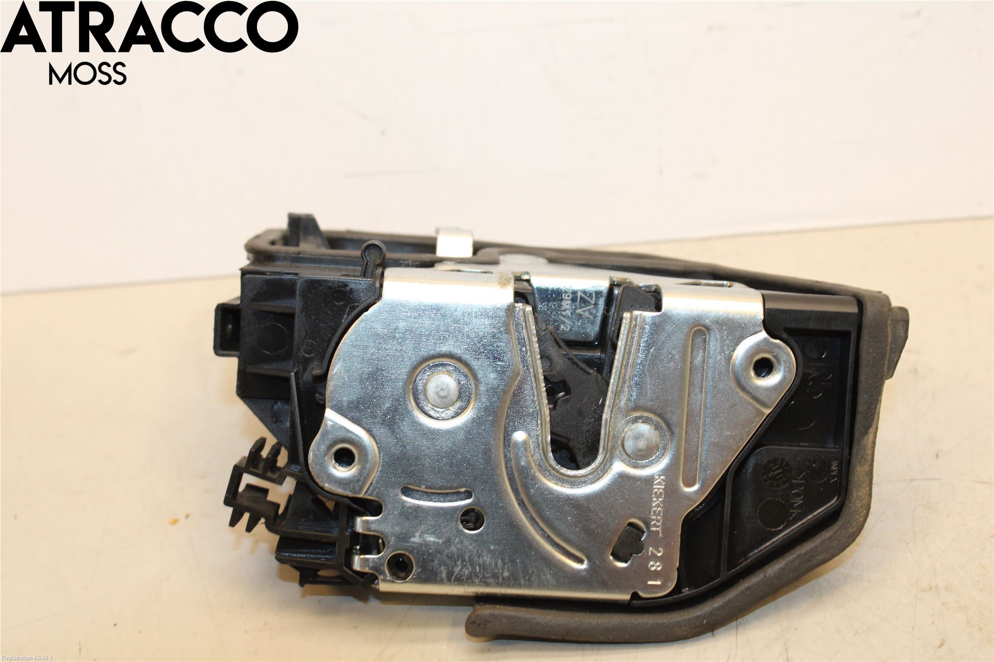 BMW 5 F10/F11/F18 09-17 Dørlås - Låsekasse