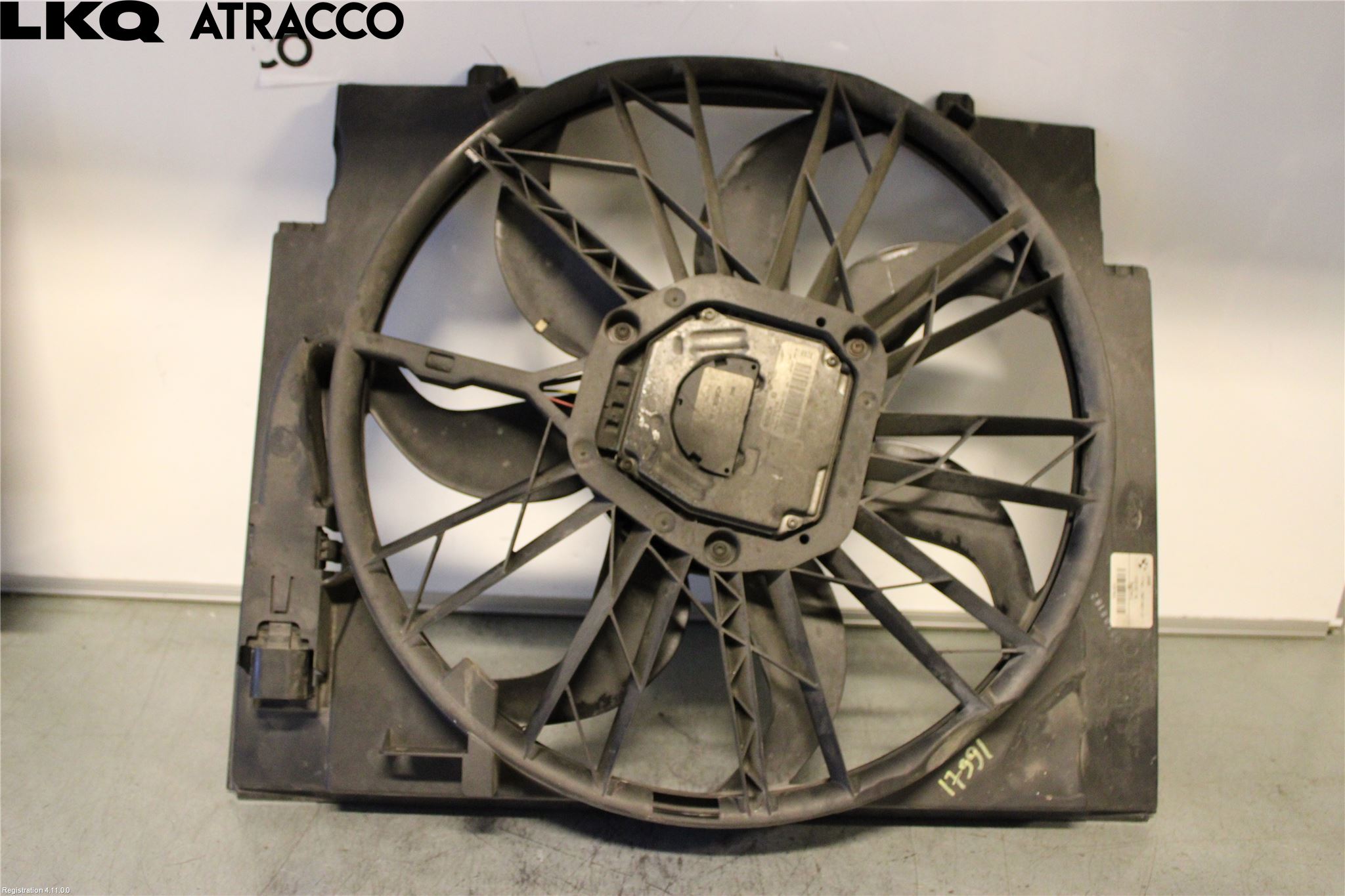 BMW 5 E60/61 Sed/Tou 02-10 Kjølevifte Elektrisk