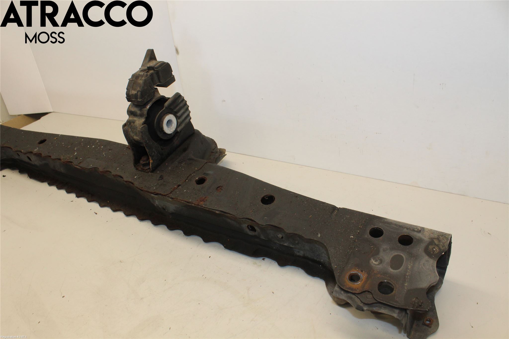 Toyota AURIS 10-12 Front Øvrig