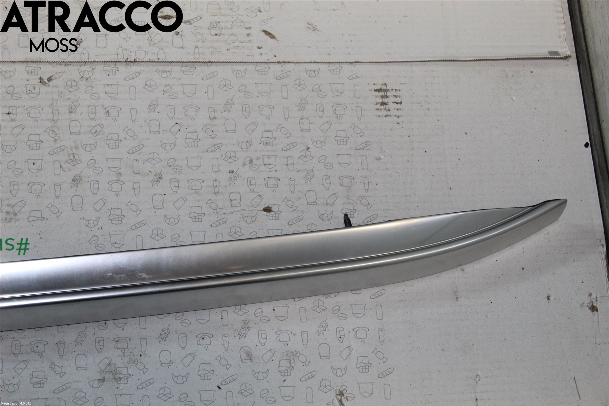 Volvo XC40/RECHARGE 18- Takrails - Stativ