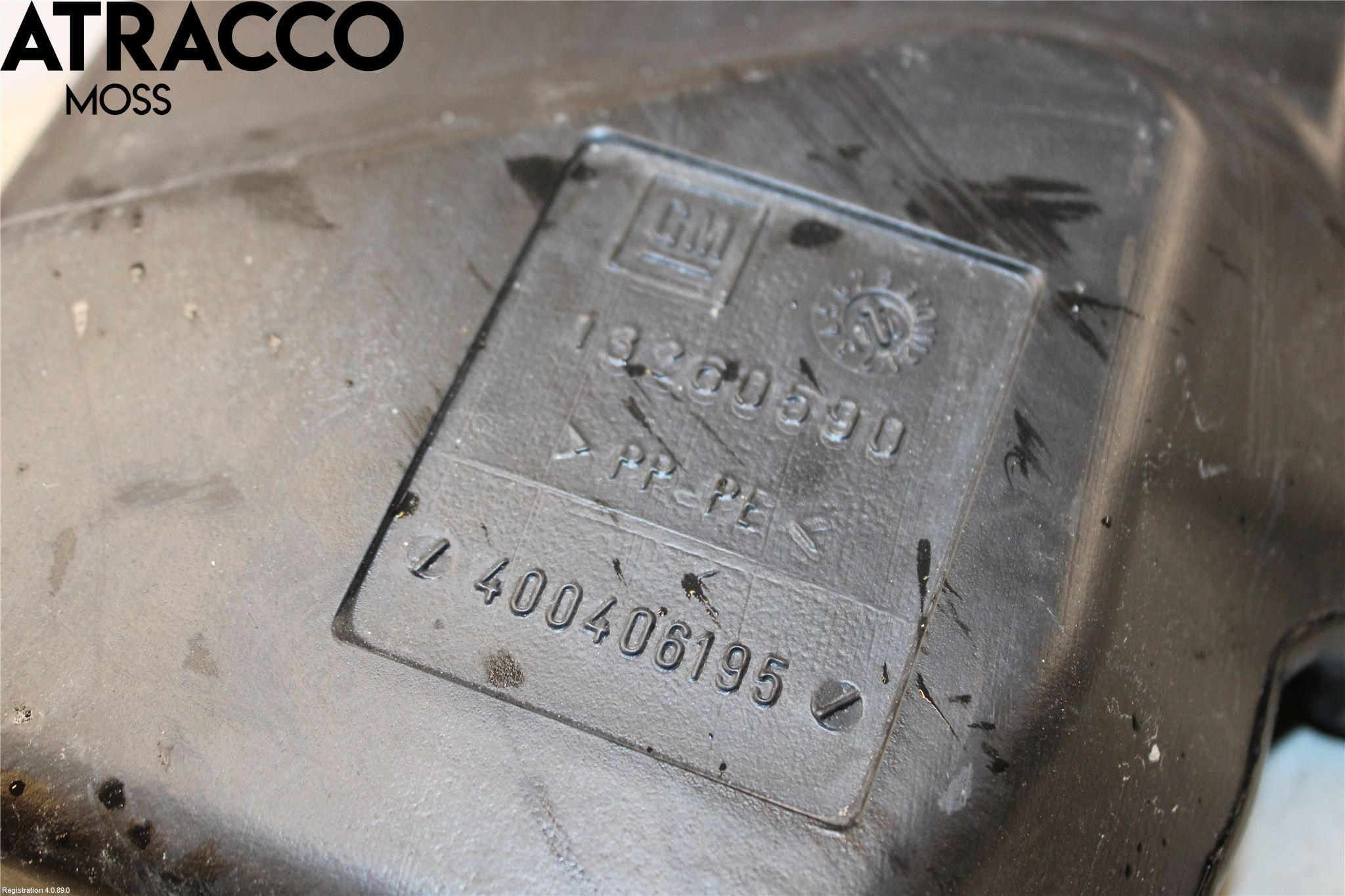 Opel ASTRA J 10-15 Spylerbeholder Frontrute-Lykte