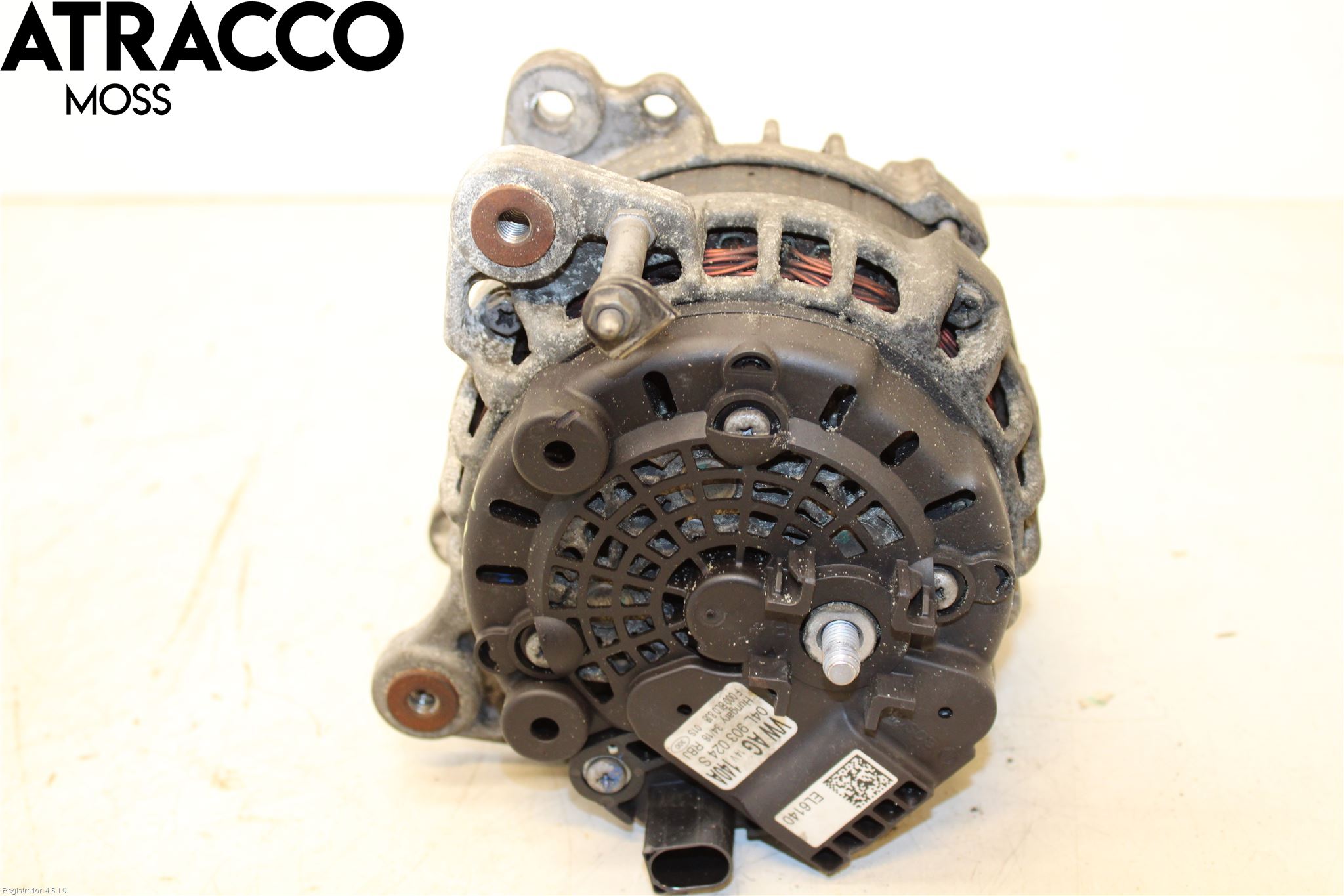 Volkswagen VW CADDY      04-10 Dynamo