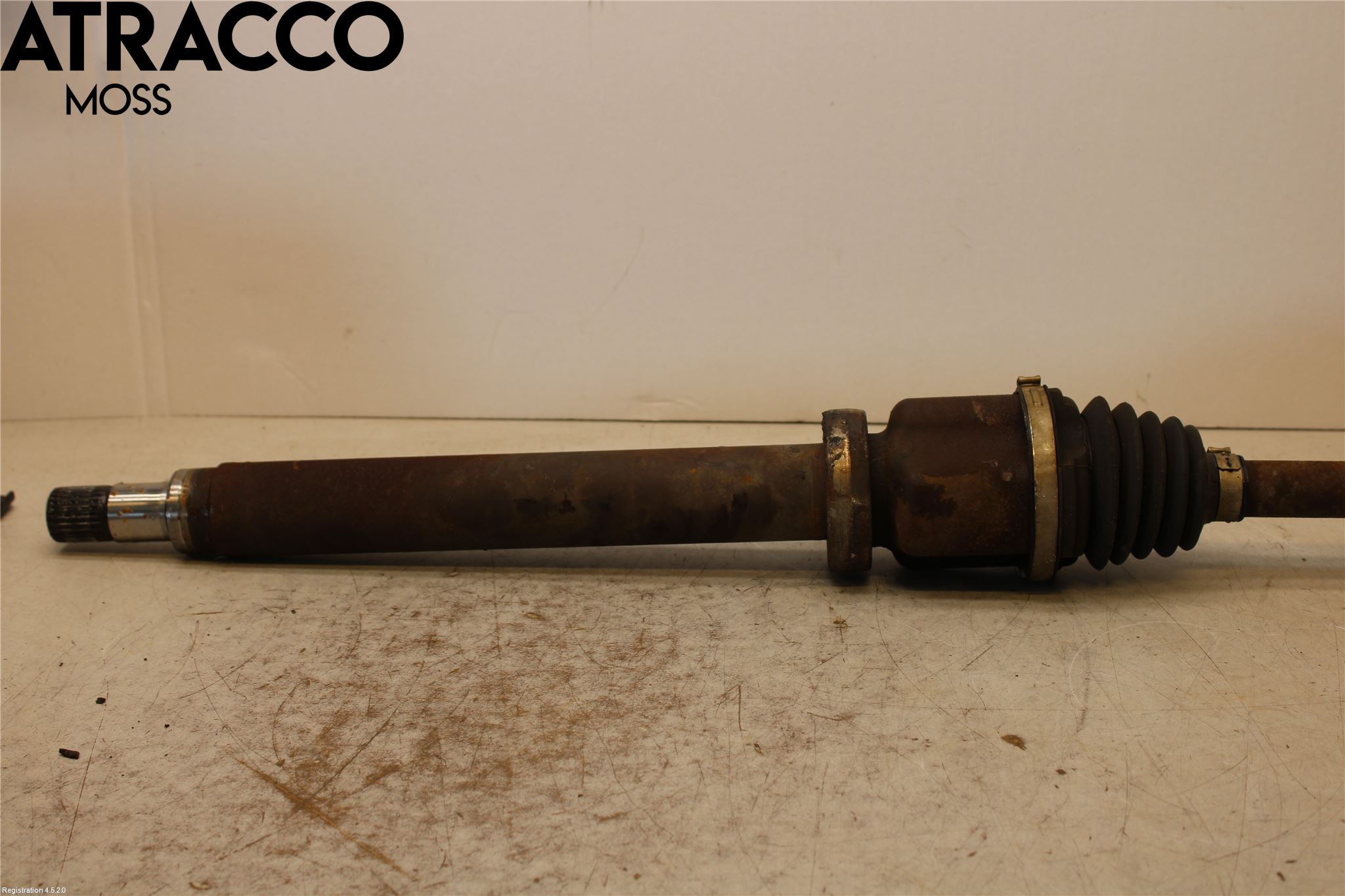 Ford FOCUS 15-18 Drivaksel Foran Kompl Høyre