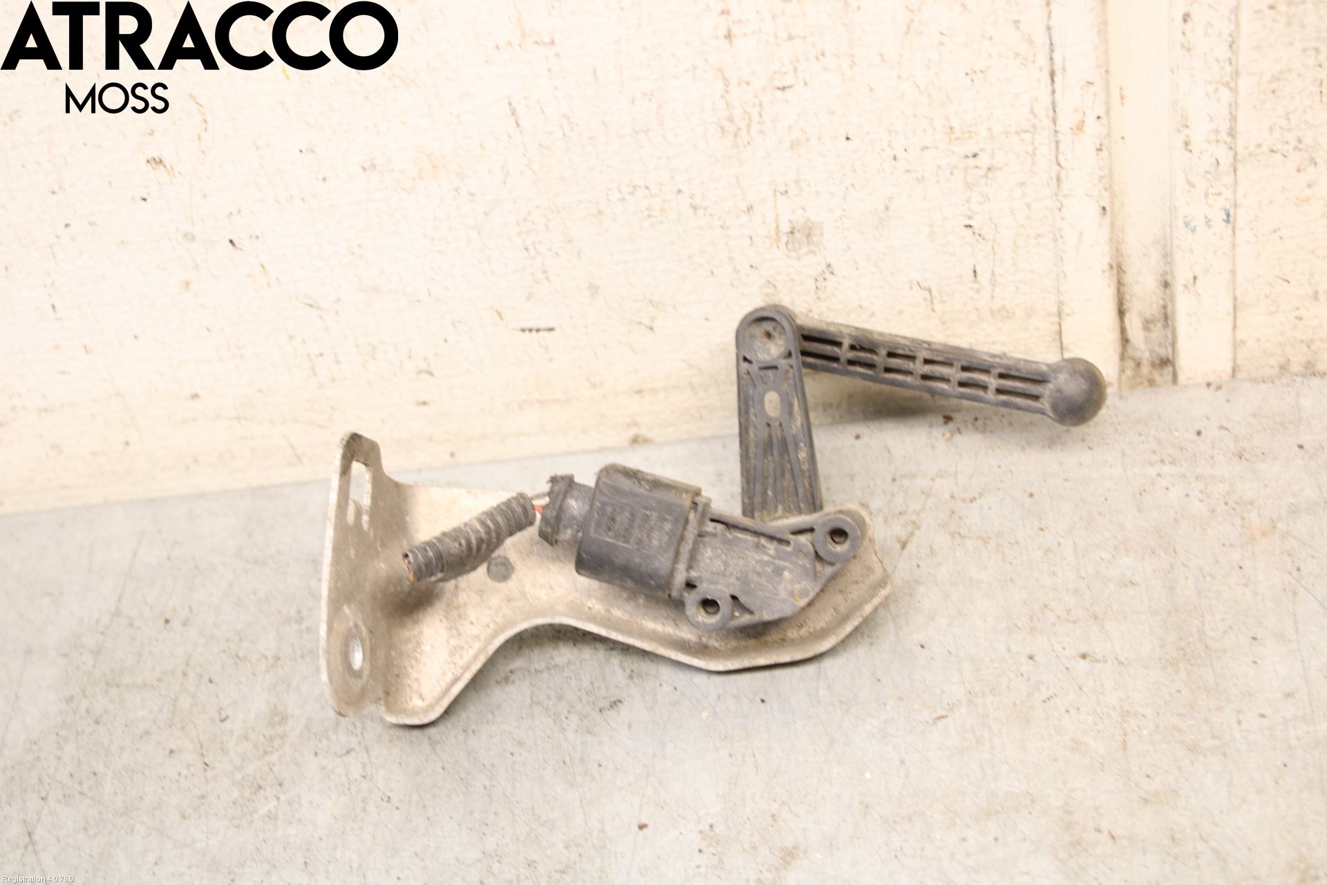 Tesla MODEL X 16- Nivåreg Sensor