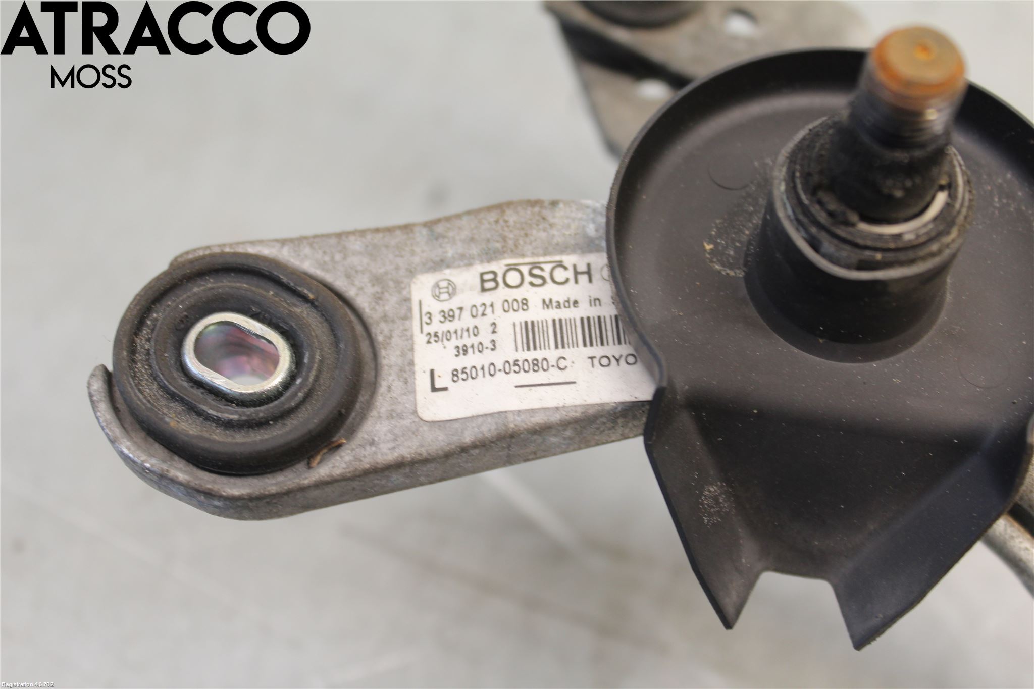 Toyota AVENSIS 09-15 Viskermotor Frontrute