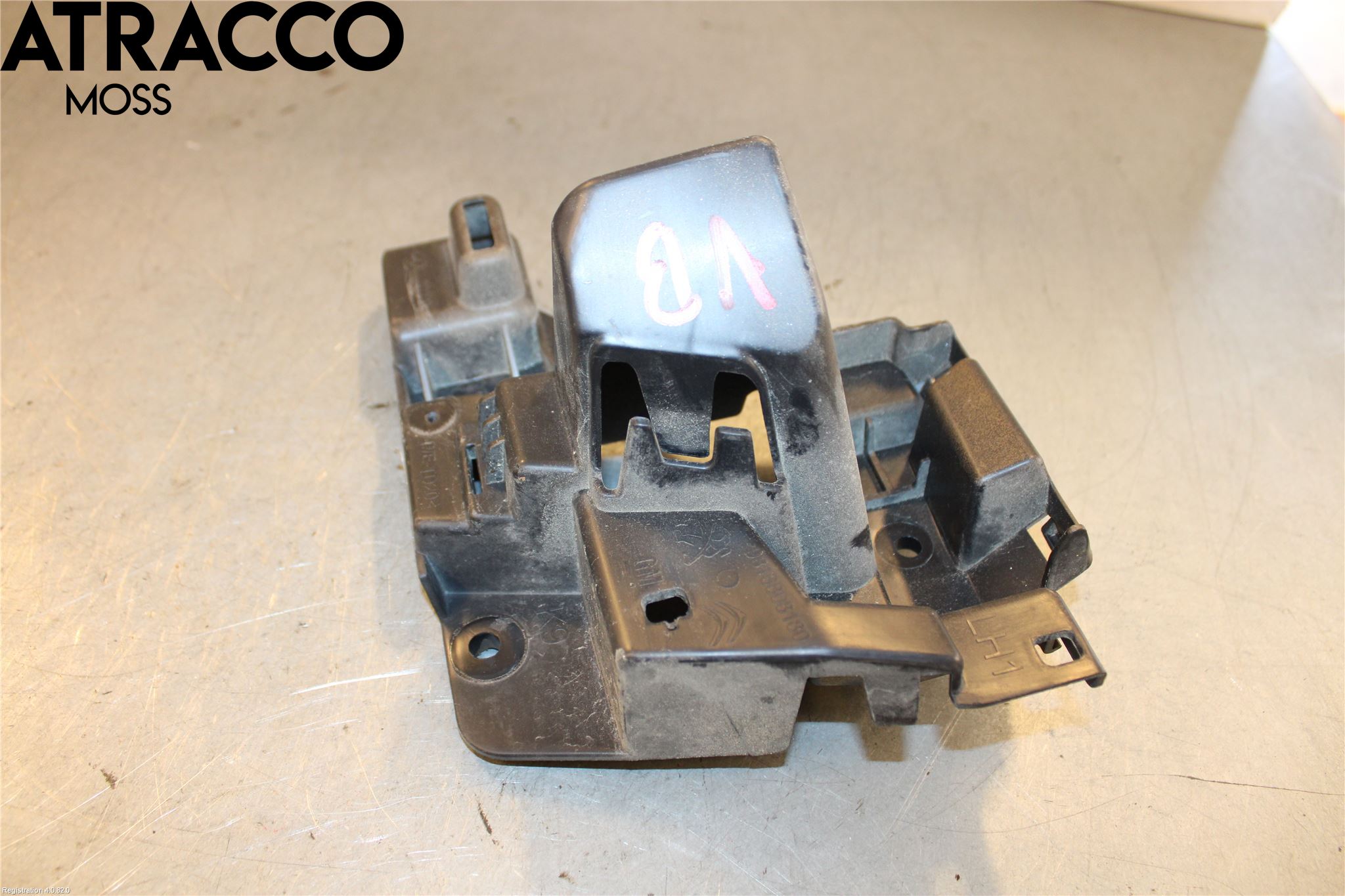 Peugeot RIFTER/E-RIFTER 19- Støtfangerfeste Bak Venstre