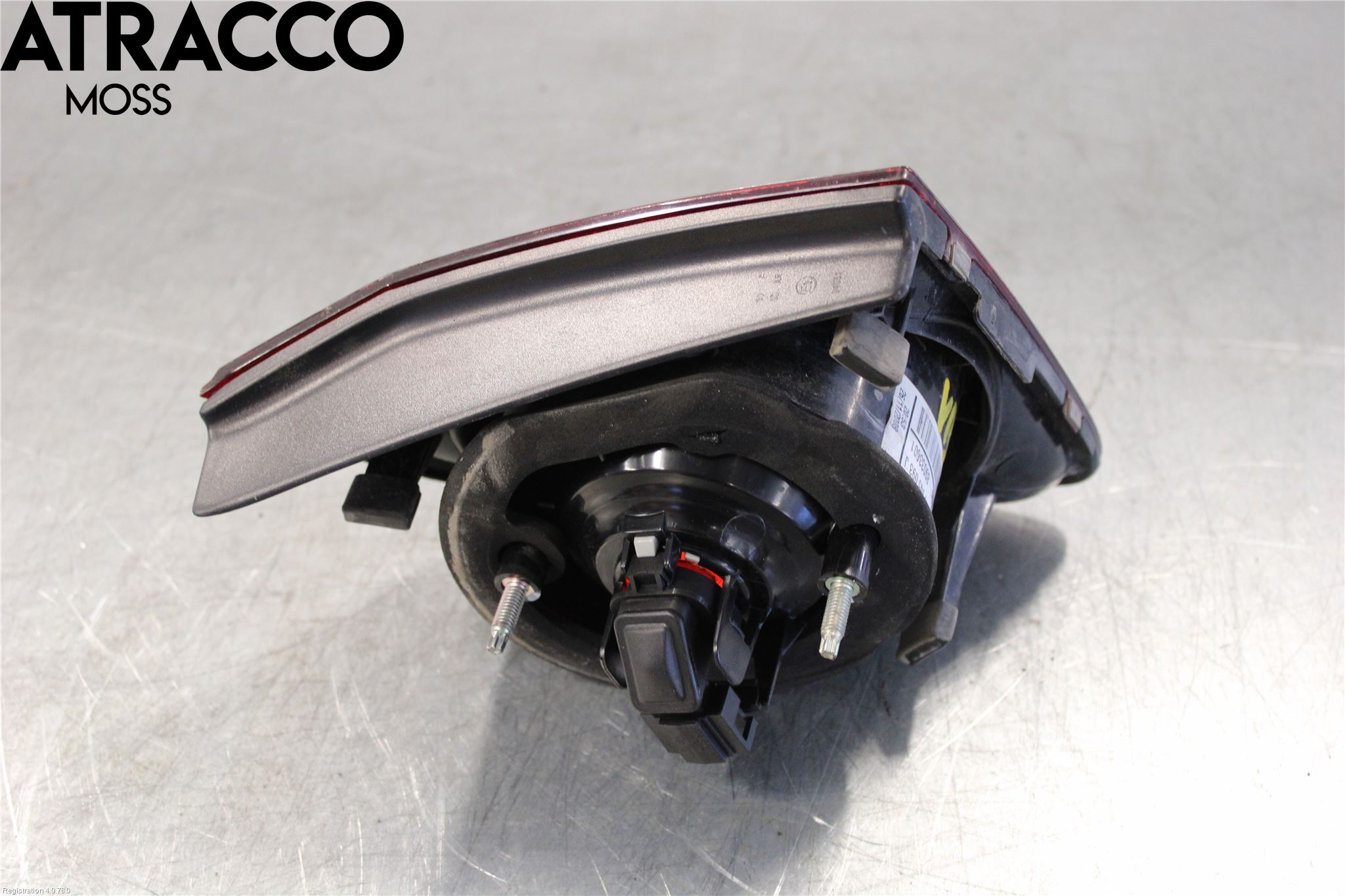 Volkswagen VW GOLF PLUS/CROSS GOLF 04-14 Baklykt Venstre  På Luke(Indre