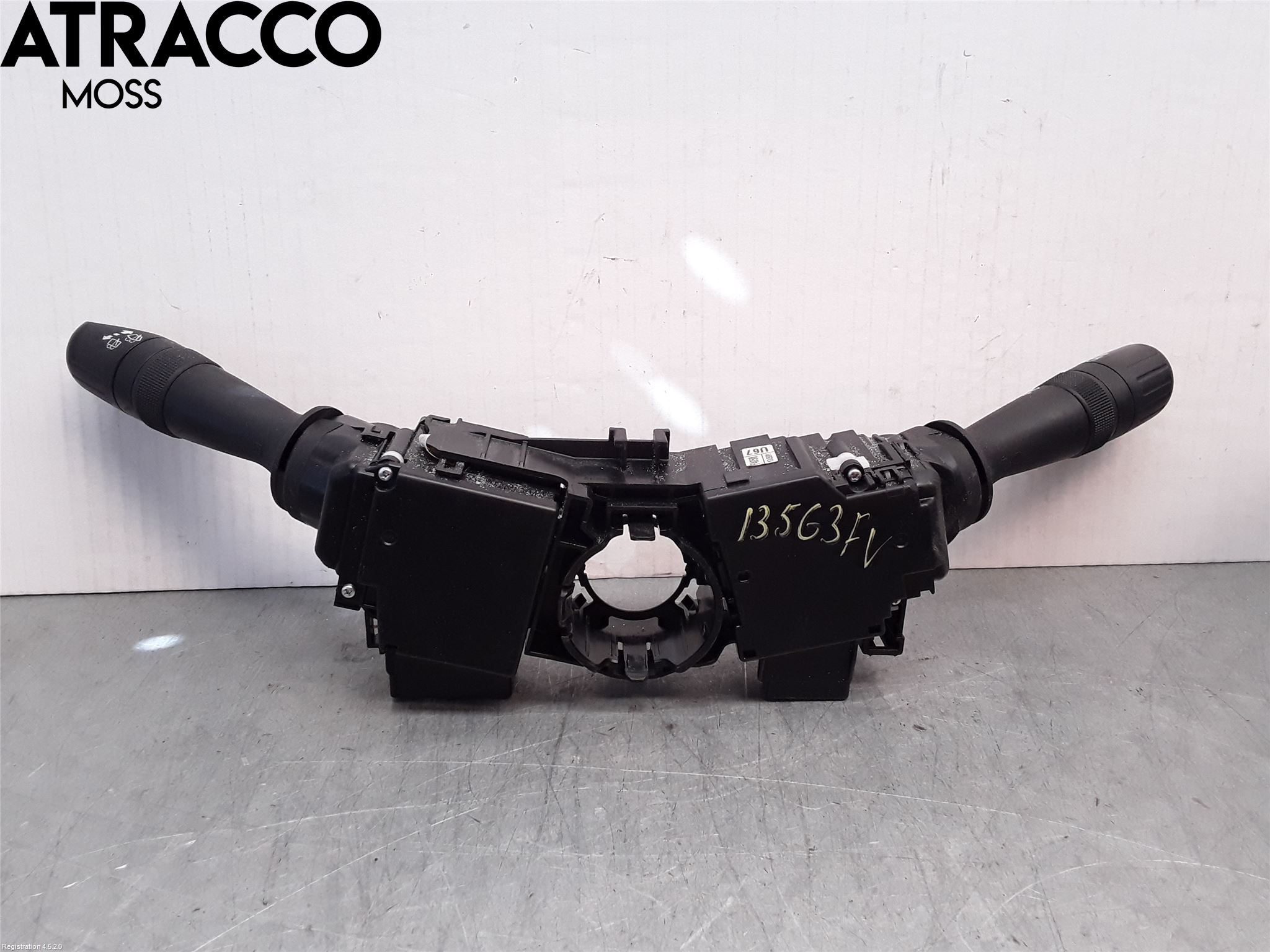 Toyota C-HR 16-23 Bryter Ratt Kombi H Og V