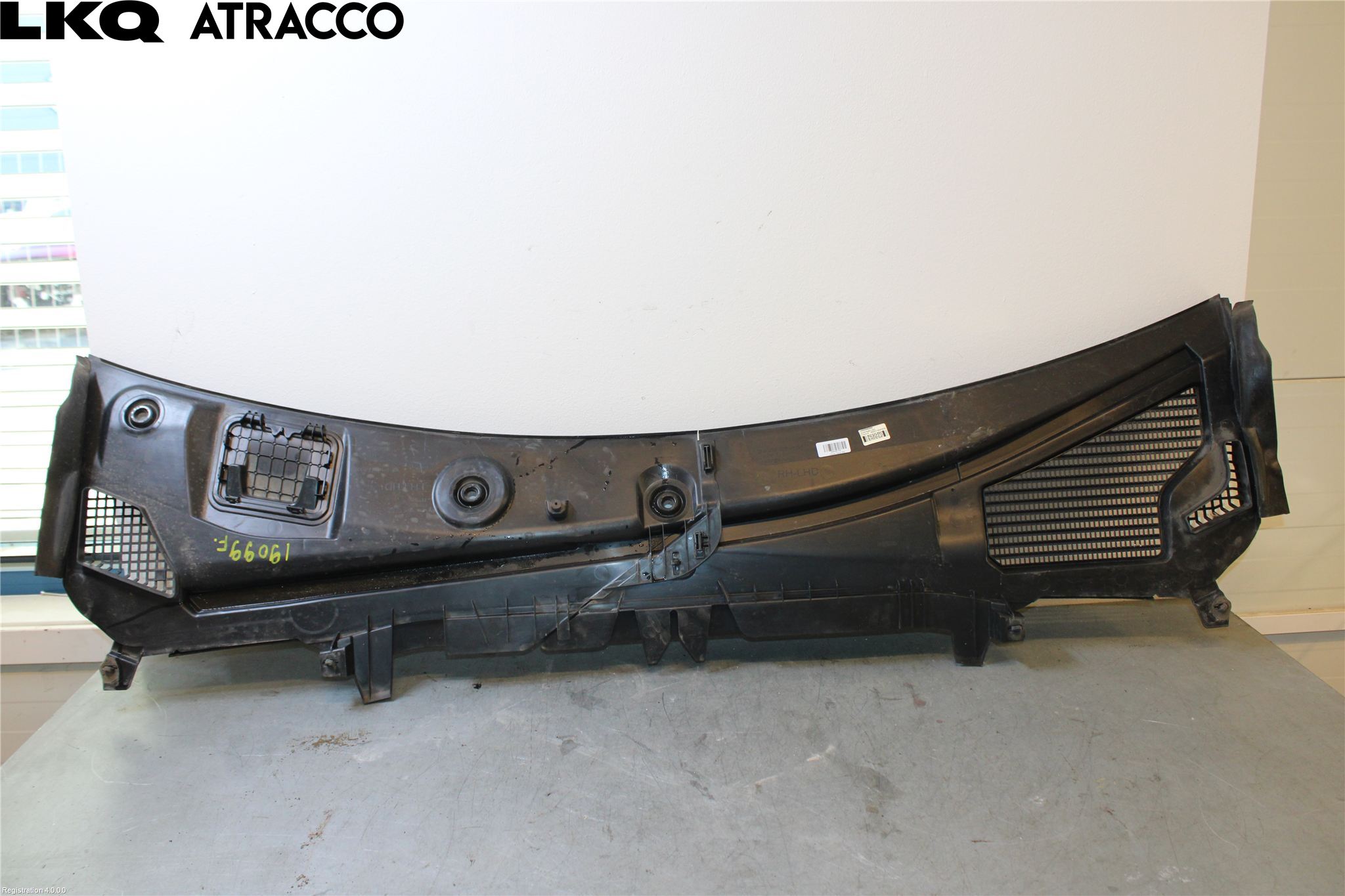 Mercedes-Benz MB EQE (V295) 22- Visker Deksel-Grill-Under Frr