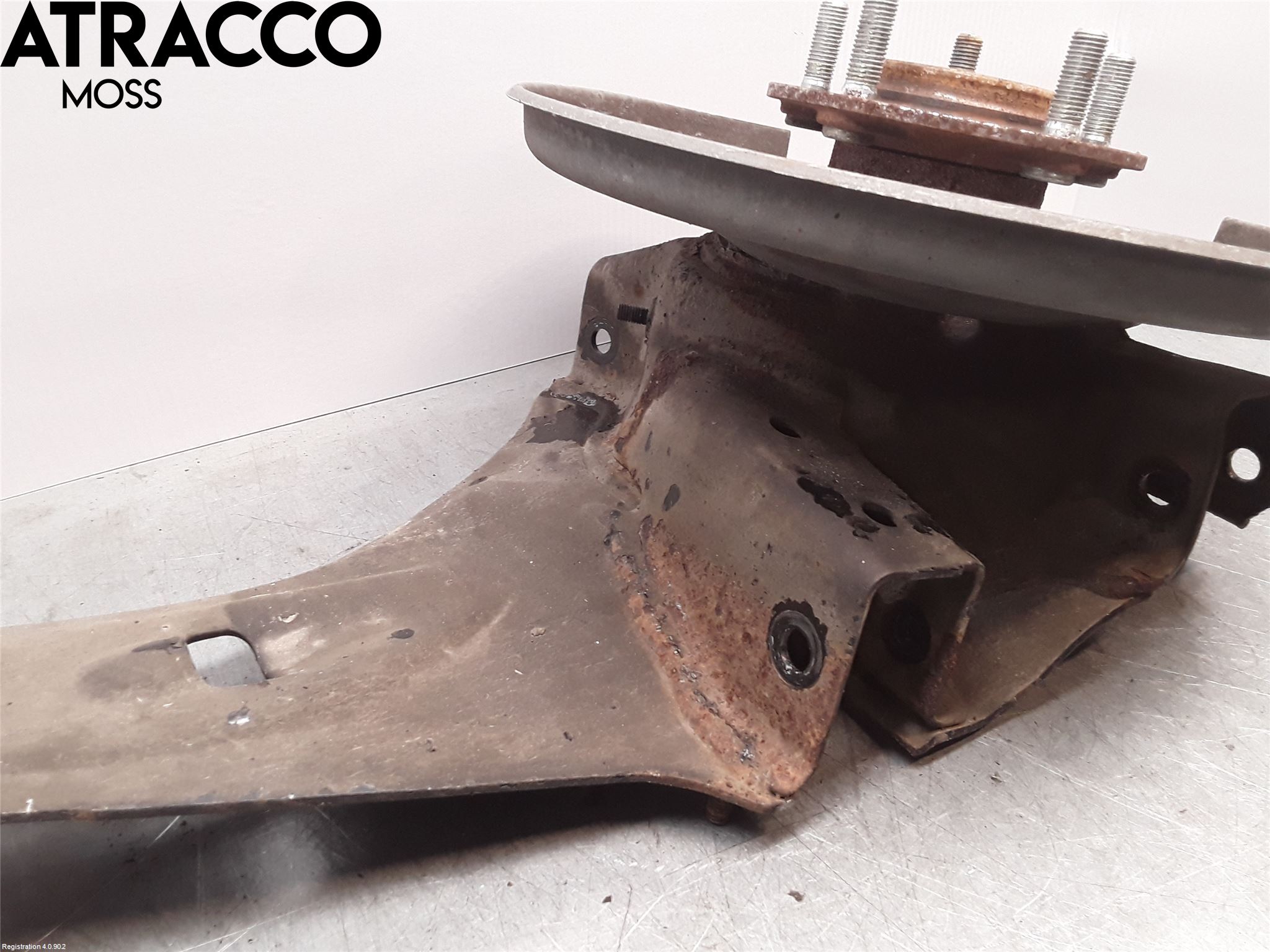 Mitsubishi OUTLANDER 13-21 Spindel Vb