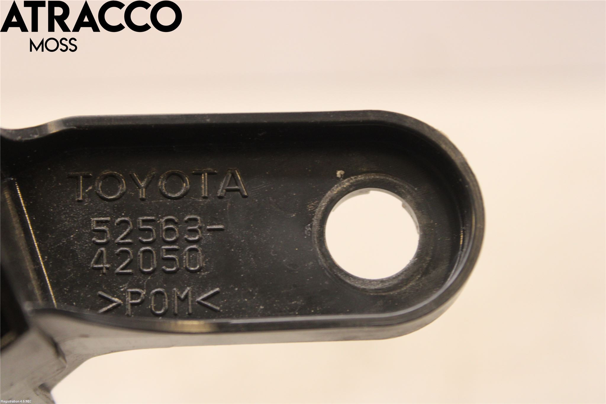 Mitsubishi OUTLANDER 13-21 Støtfangerfeste Bak Venstre