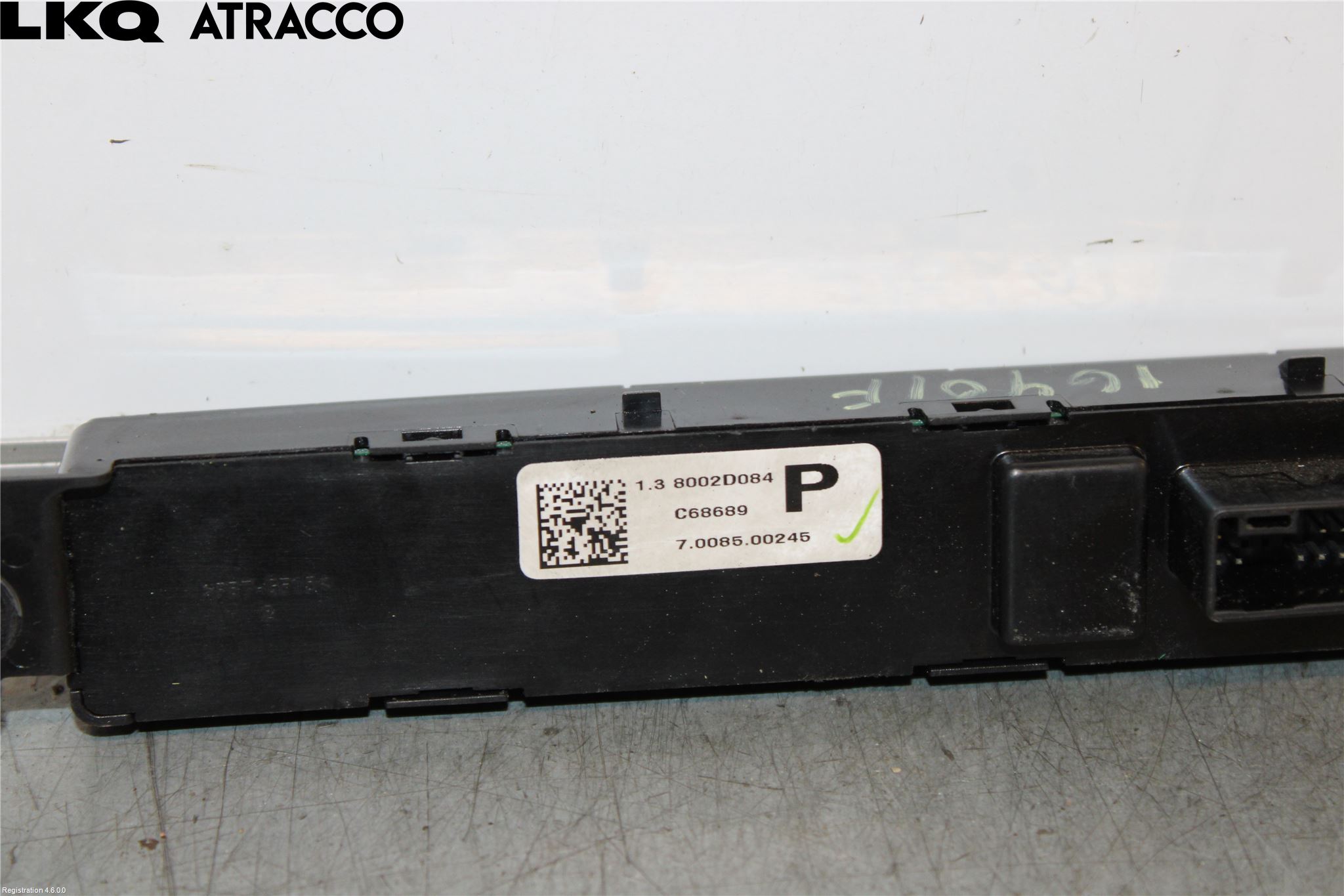 Mitsubishi L200 16-23 Bryter Varsel (Nødblink)