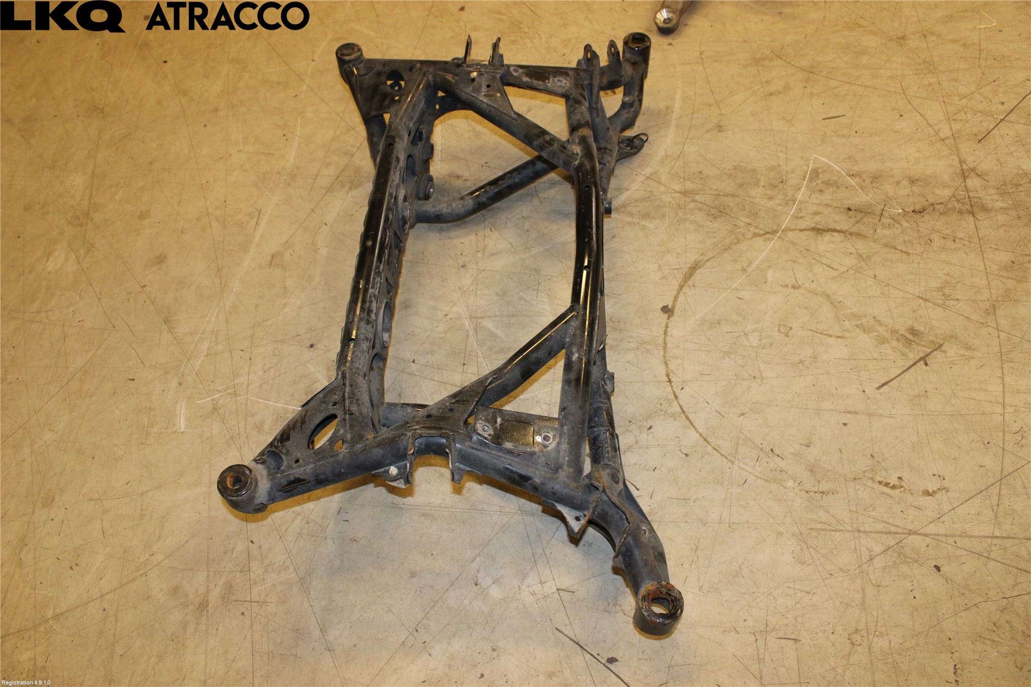 BMW 3 E90/91 SED/TOU 05-12 Bakaksel Feste Travers-Ramme