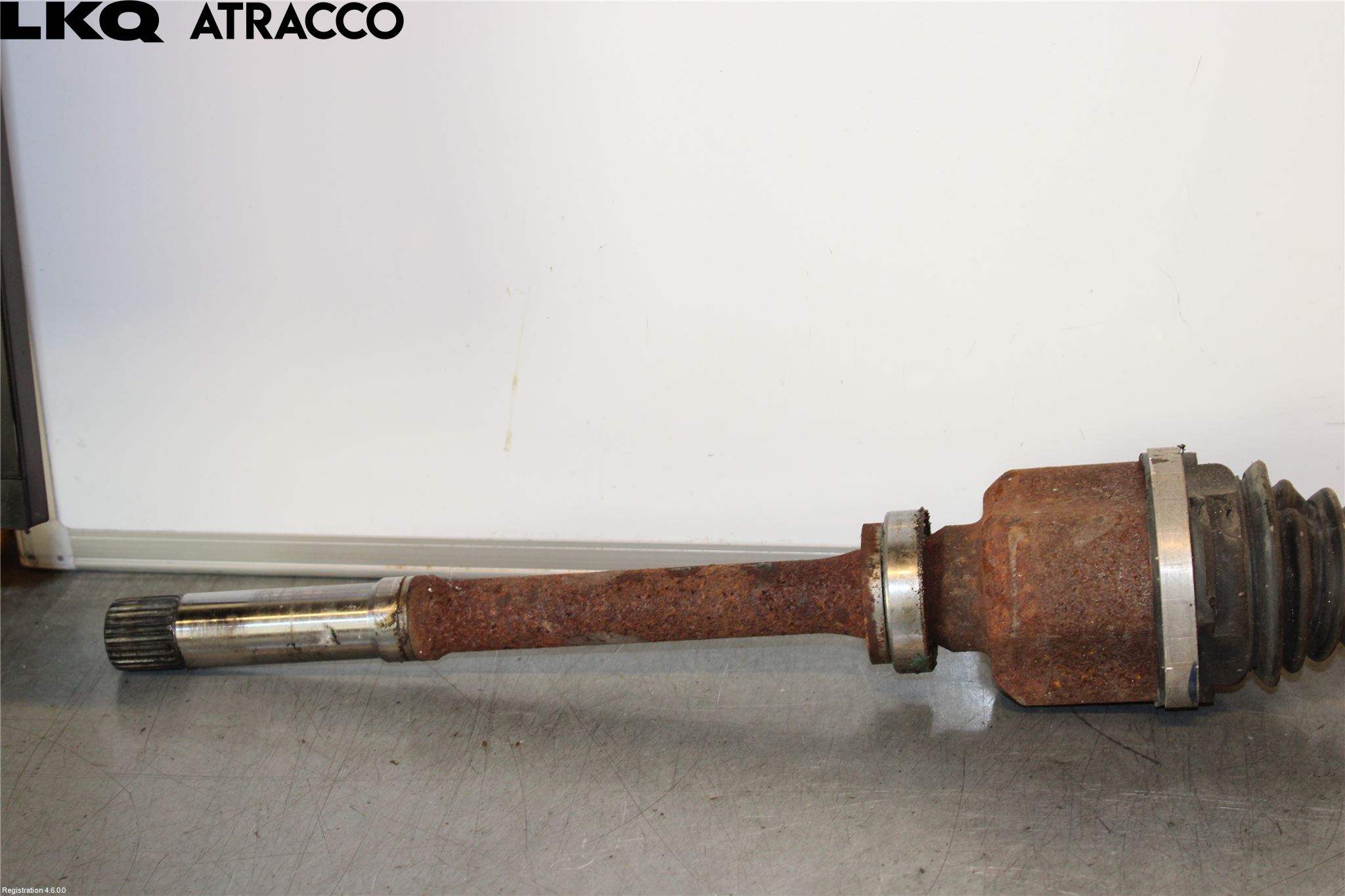 Peugeot 208/E-208 20- Drivaksel Foran Kompl Høyre